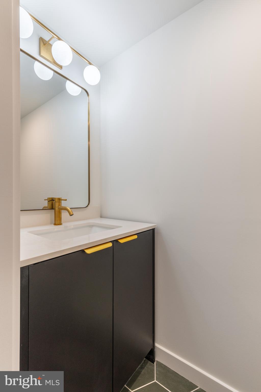 WASHINGTON SQ WEST - Residential Lease