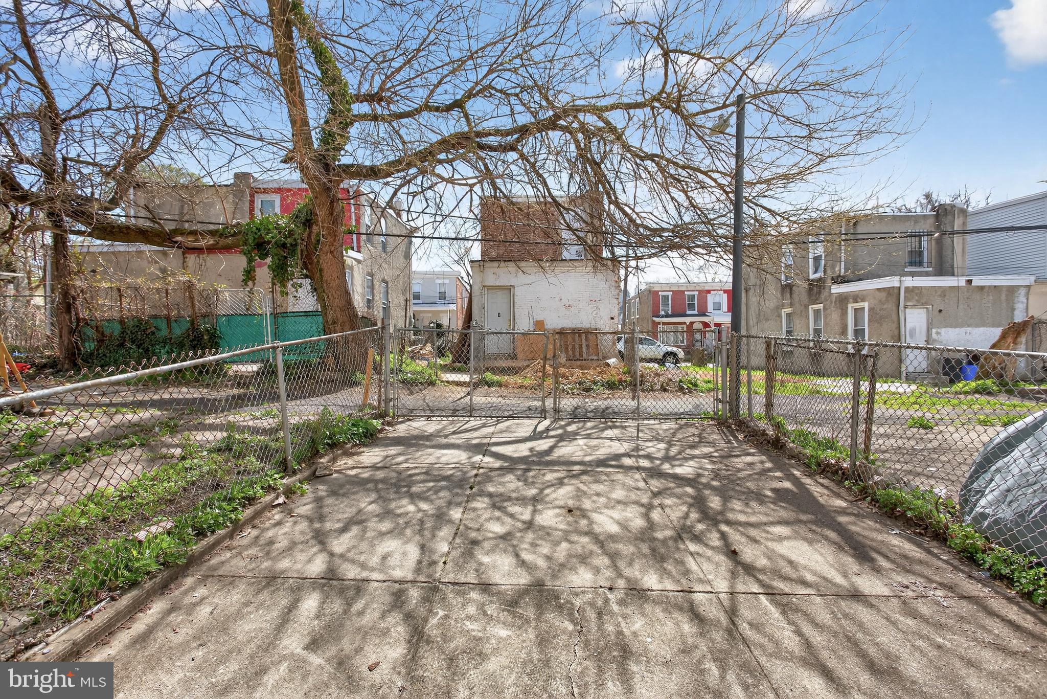 GERMANTOWN - Residential