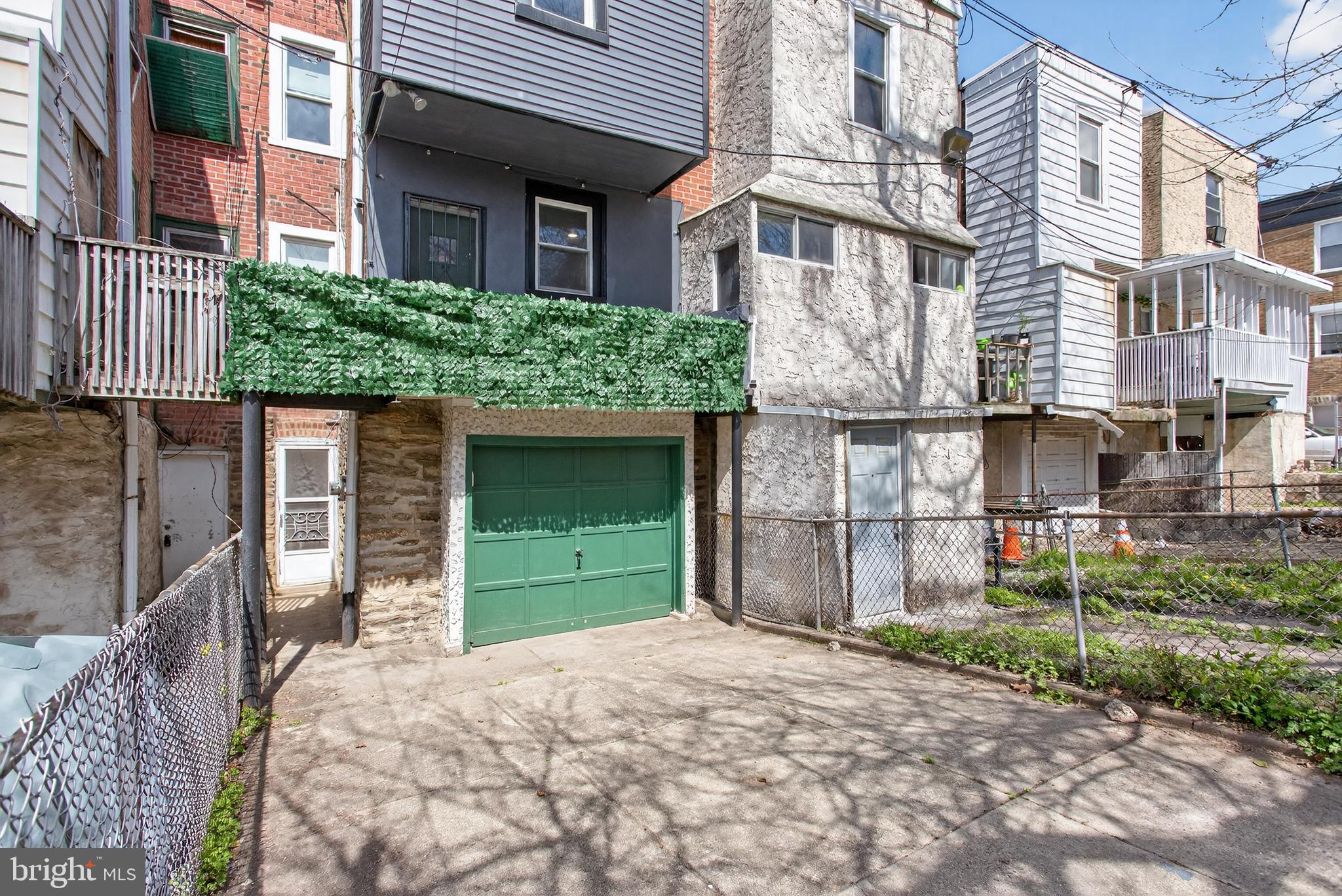 GERMANTOWN - Residential