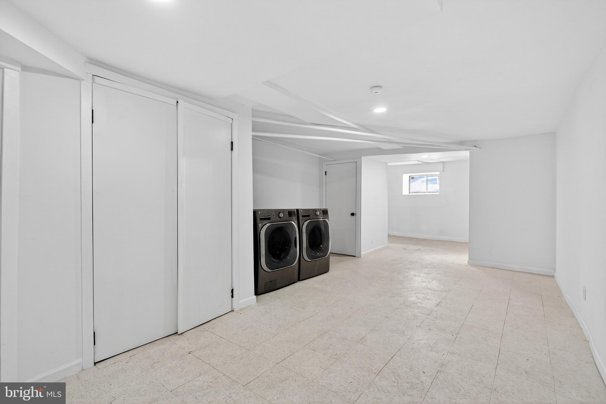 GERMANTOWN - Residential