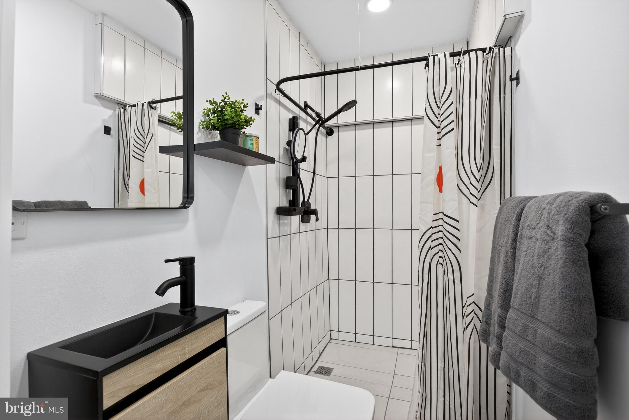 GERMANTOWN - Residential