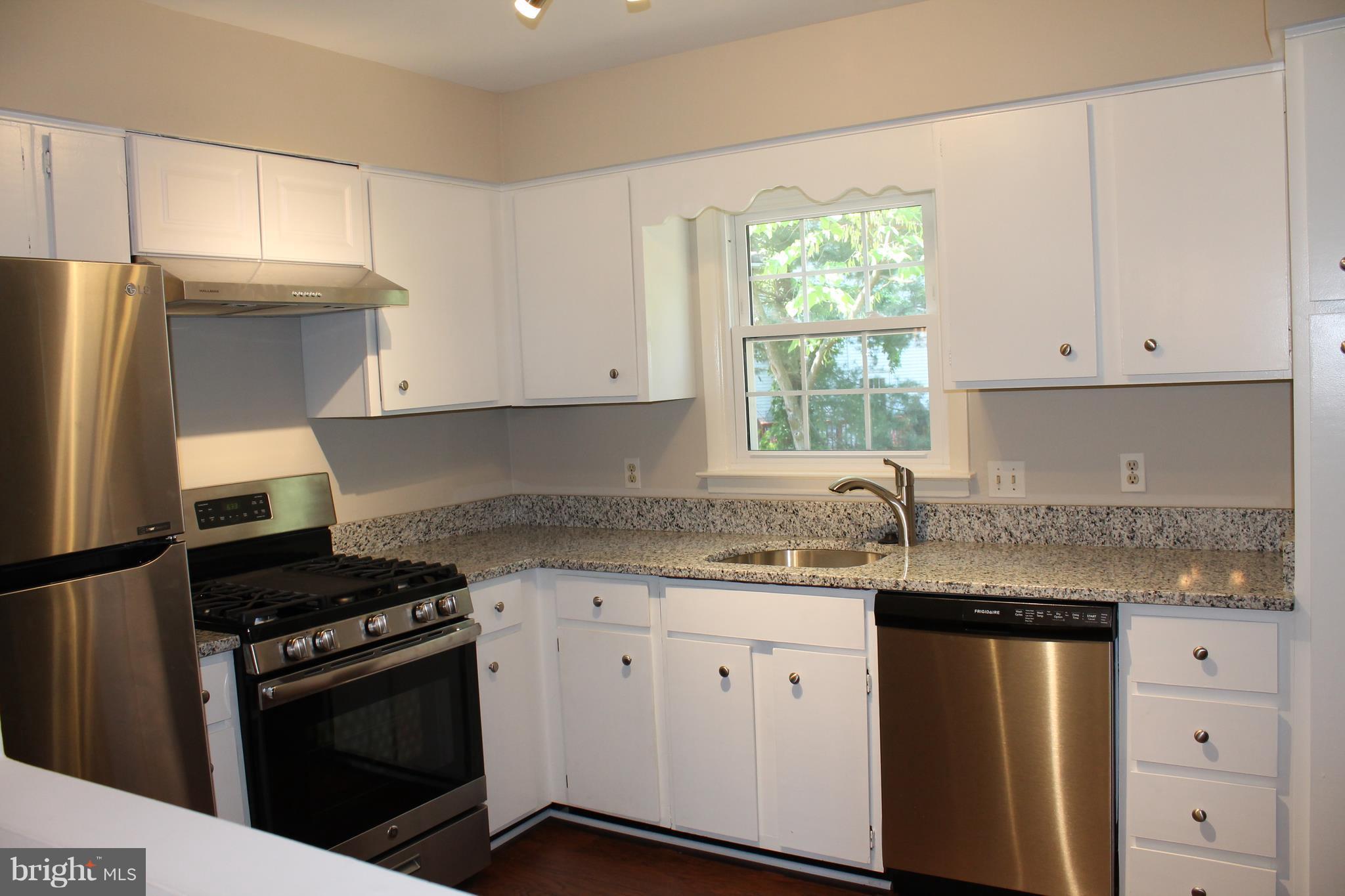 CIRCLE WOODS - Residential