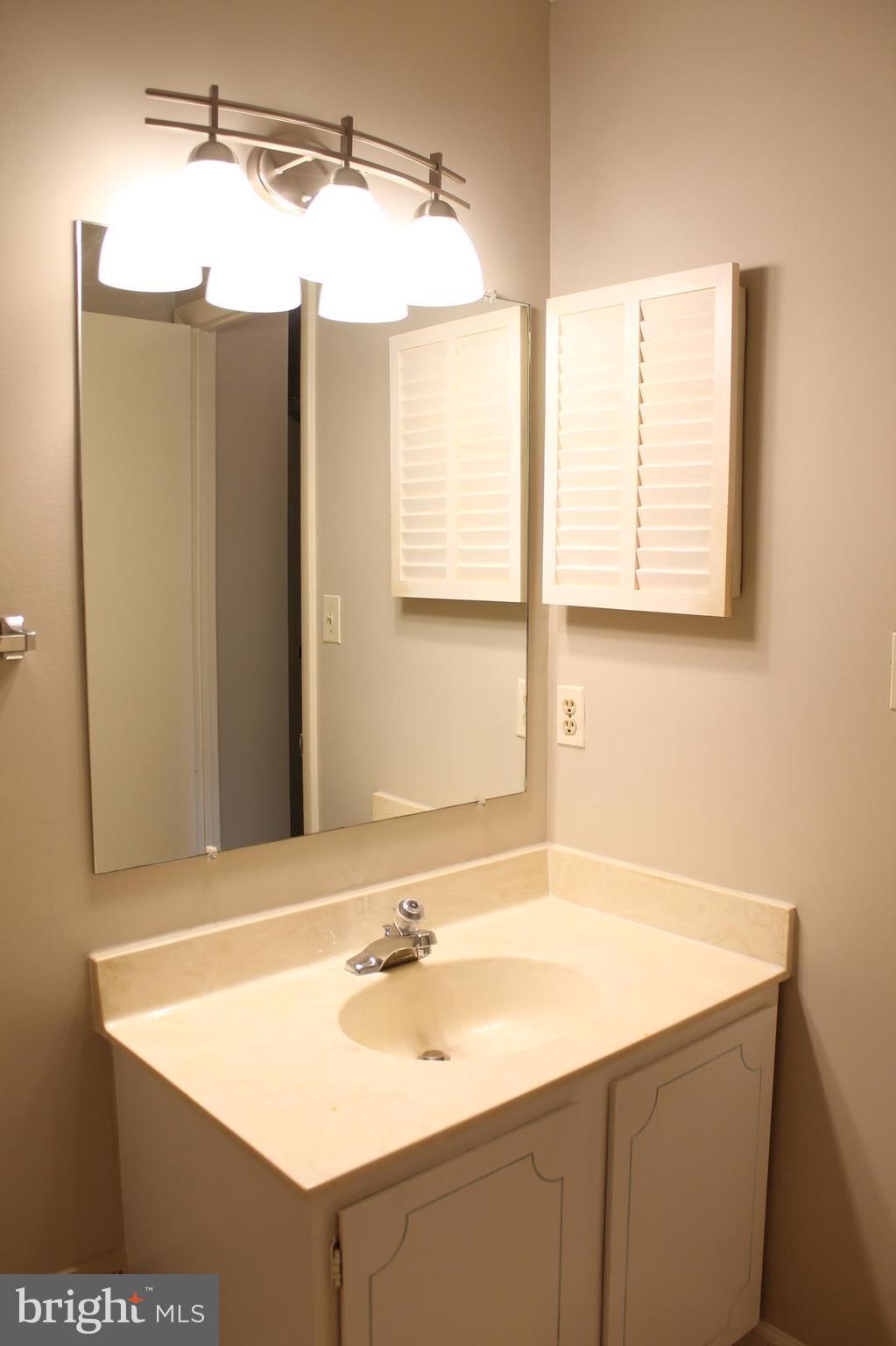 CIRCLE WOODS - Residential