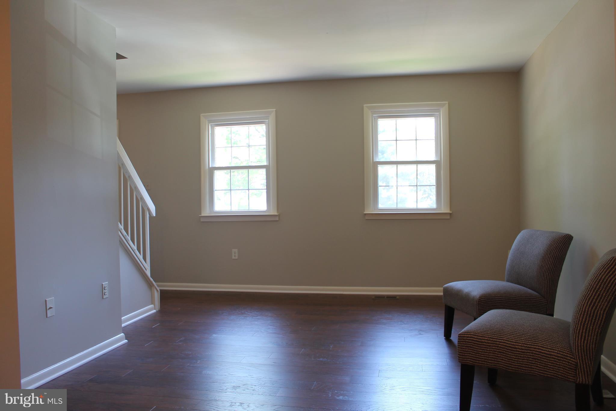 CIRCLE WOODS - Residential