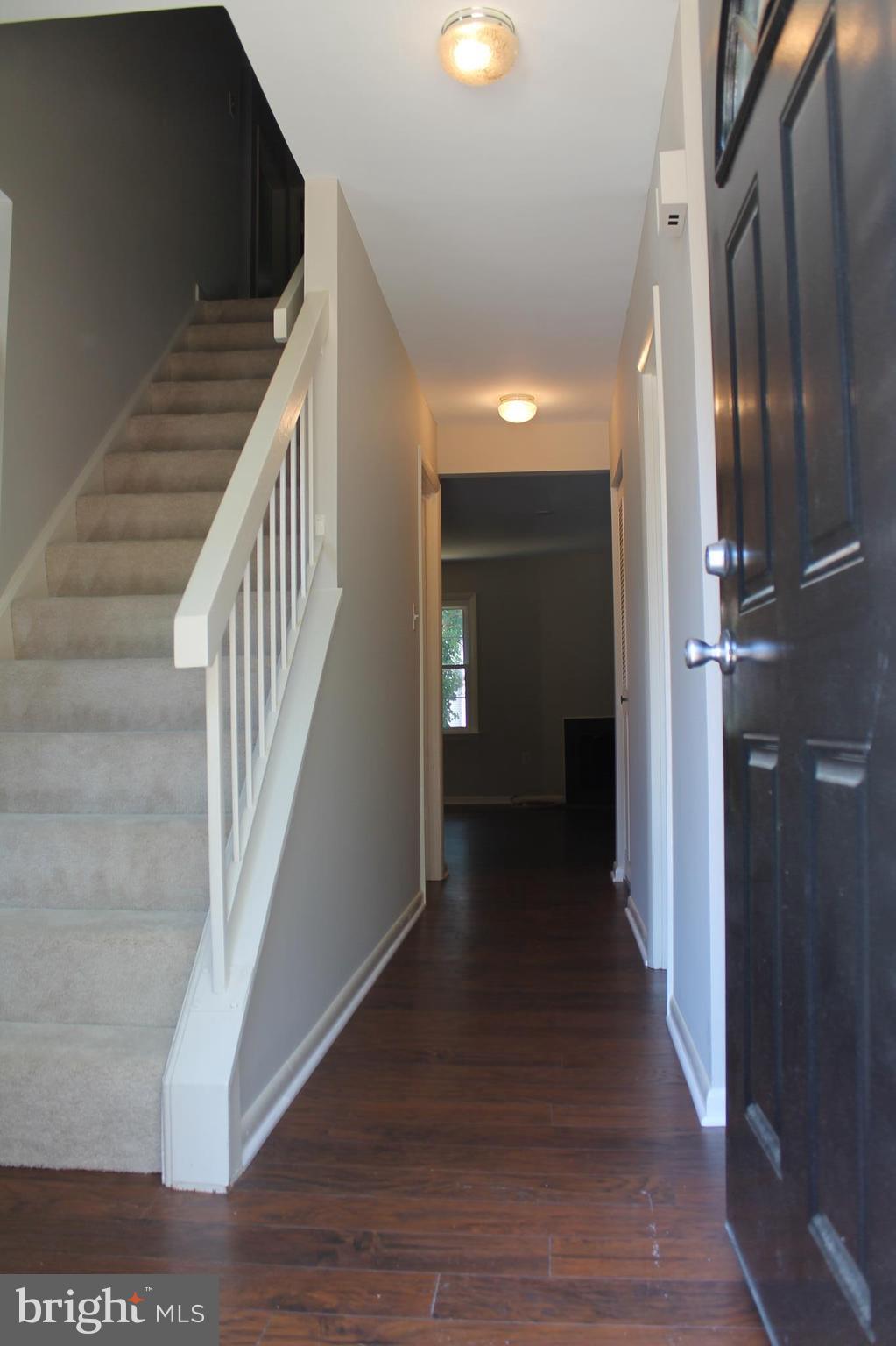 CIRCLE WOODS - Residential