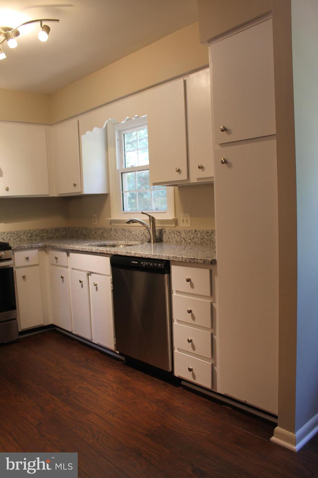 CIRCLE WOODS - Residential