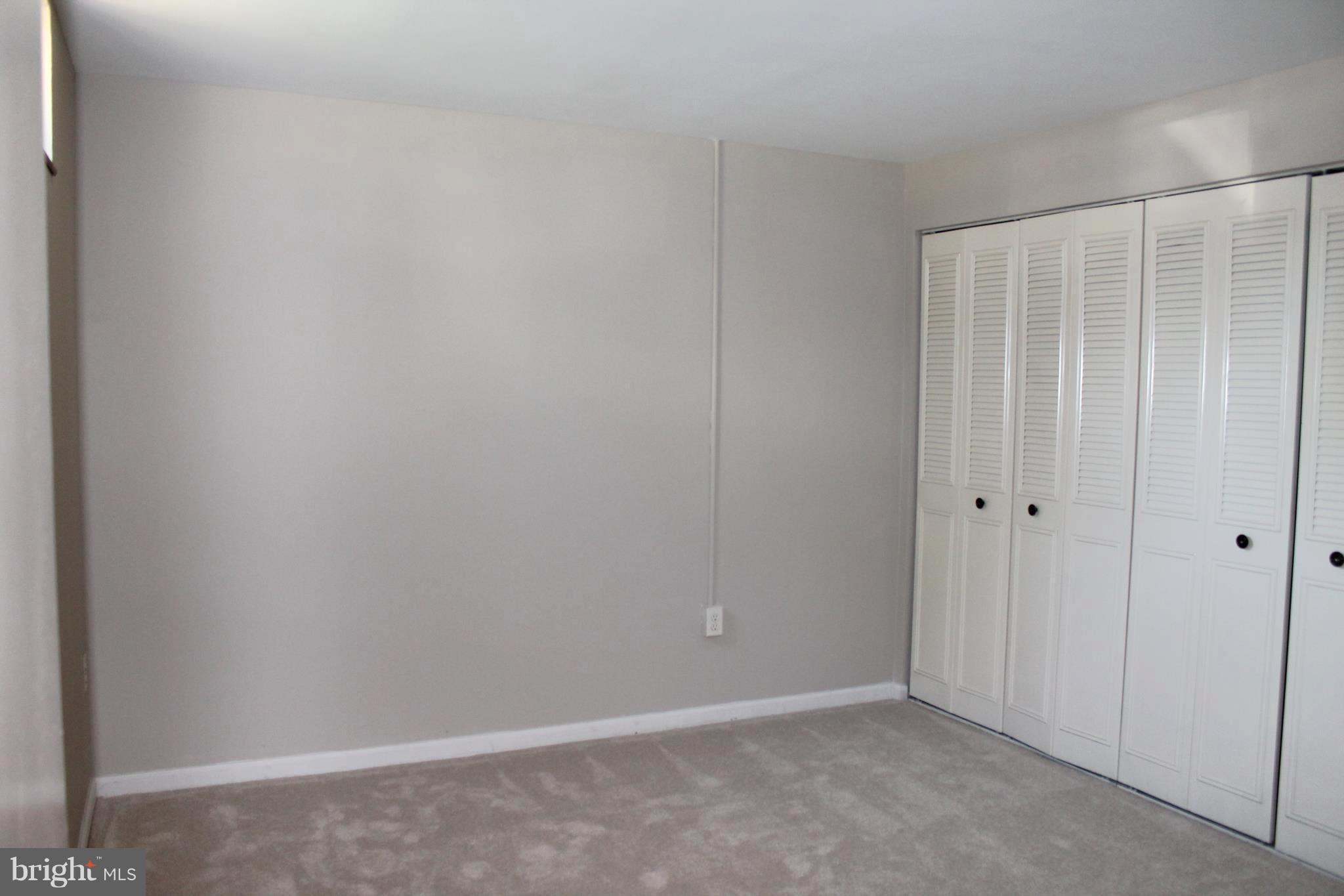 CIRCLE WOODS - Residential