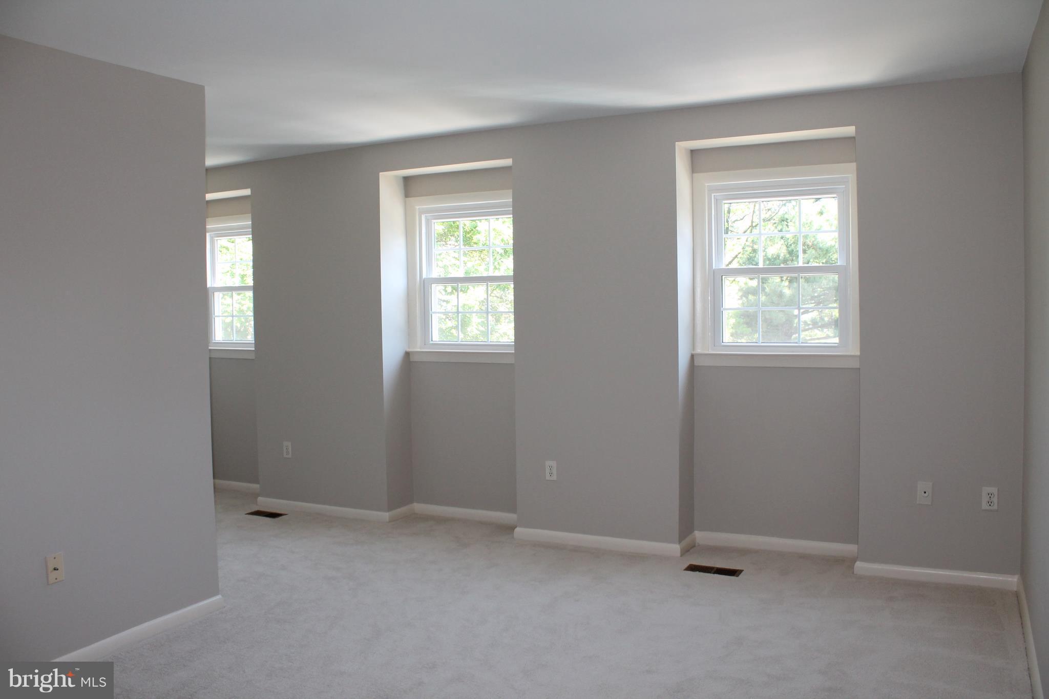 CIRCLE WOODS - Residential