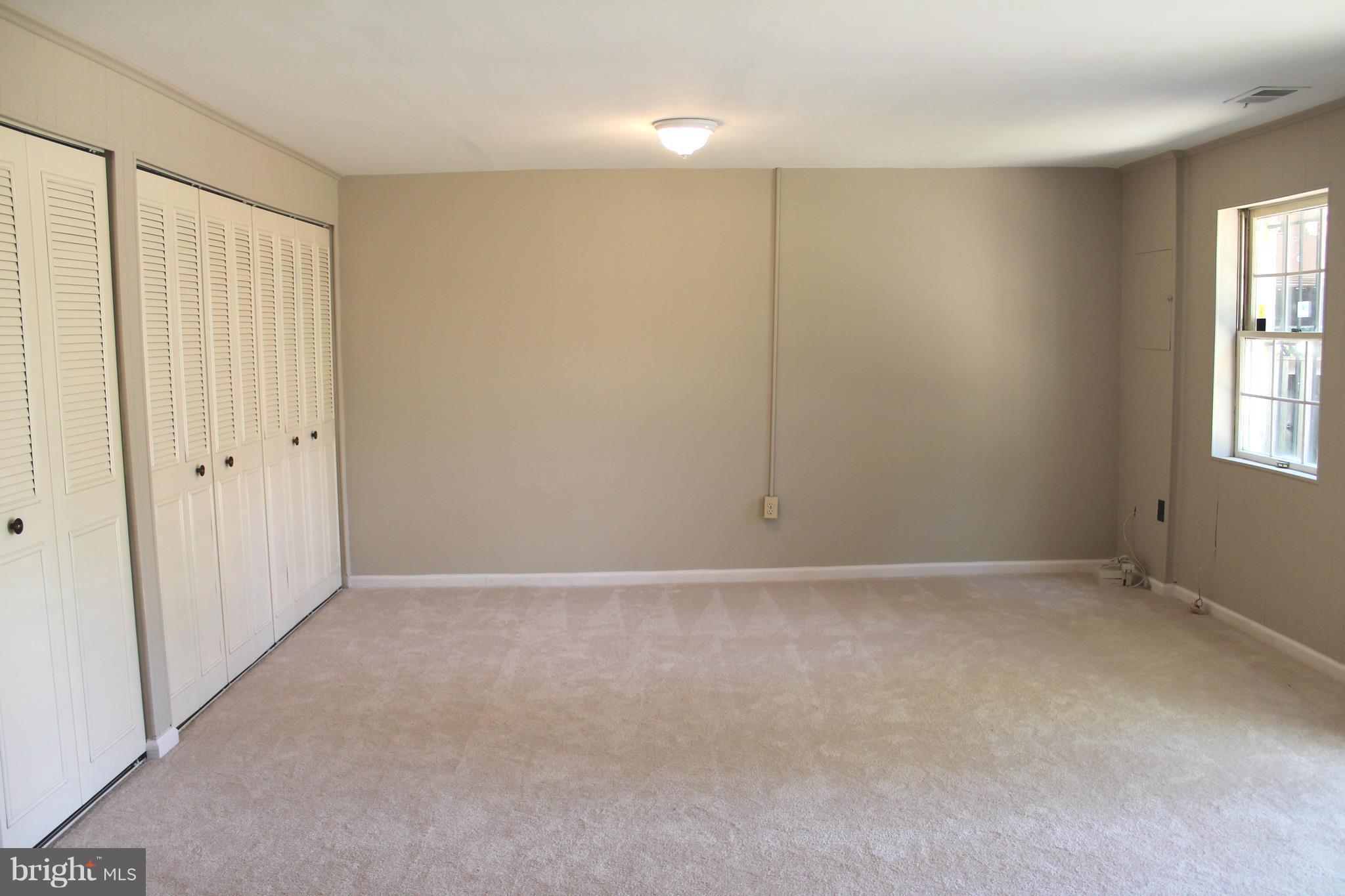 CIRCLE WOODS - Residential