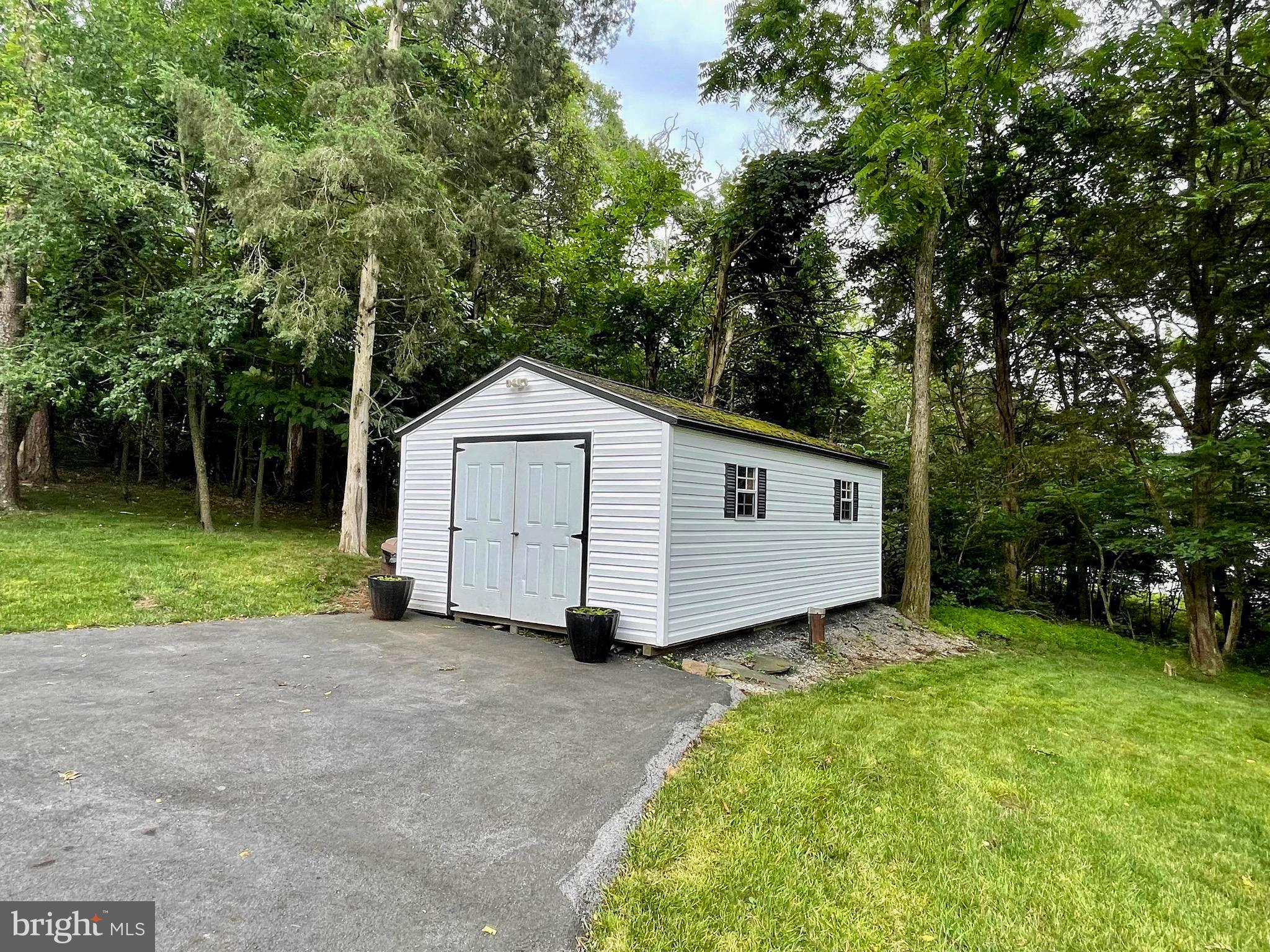 MARLOWE WOODS - Residential