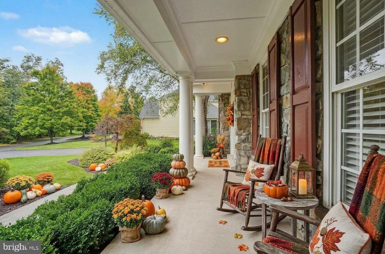 14093 BURNLEY GLEN COURT