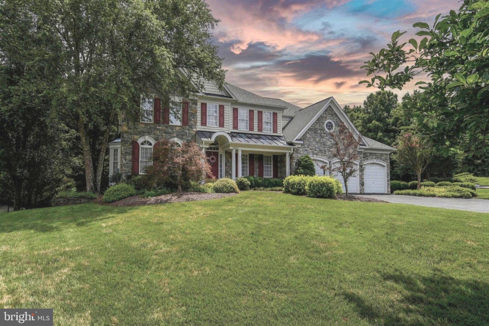 14093 BURNLEY GLEN COURT