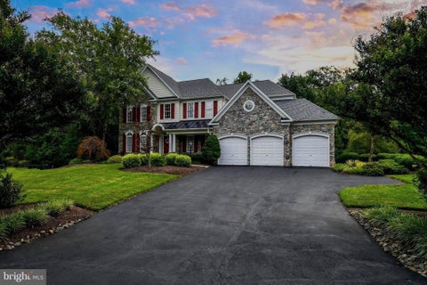 Homes For Sale - 14093 Burnley Glen Court<br/> HAYMARKET, VA 20169