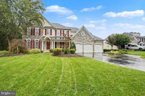 Photo of 14093 Burnley Glen Court, HAYMARKET, VA 20169 (MLS # VAPW2123428)
