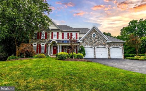 Photo of 14093 Burnley Glen Court, HAYMARKET, VA 20169 (MLS # VAPW2123428)