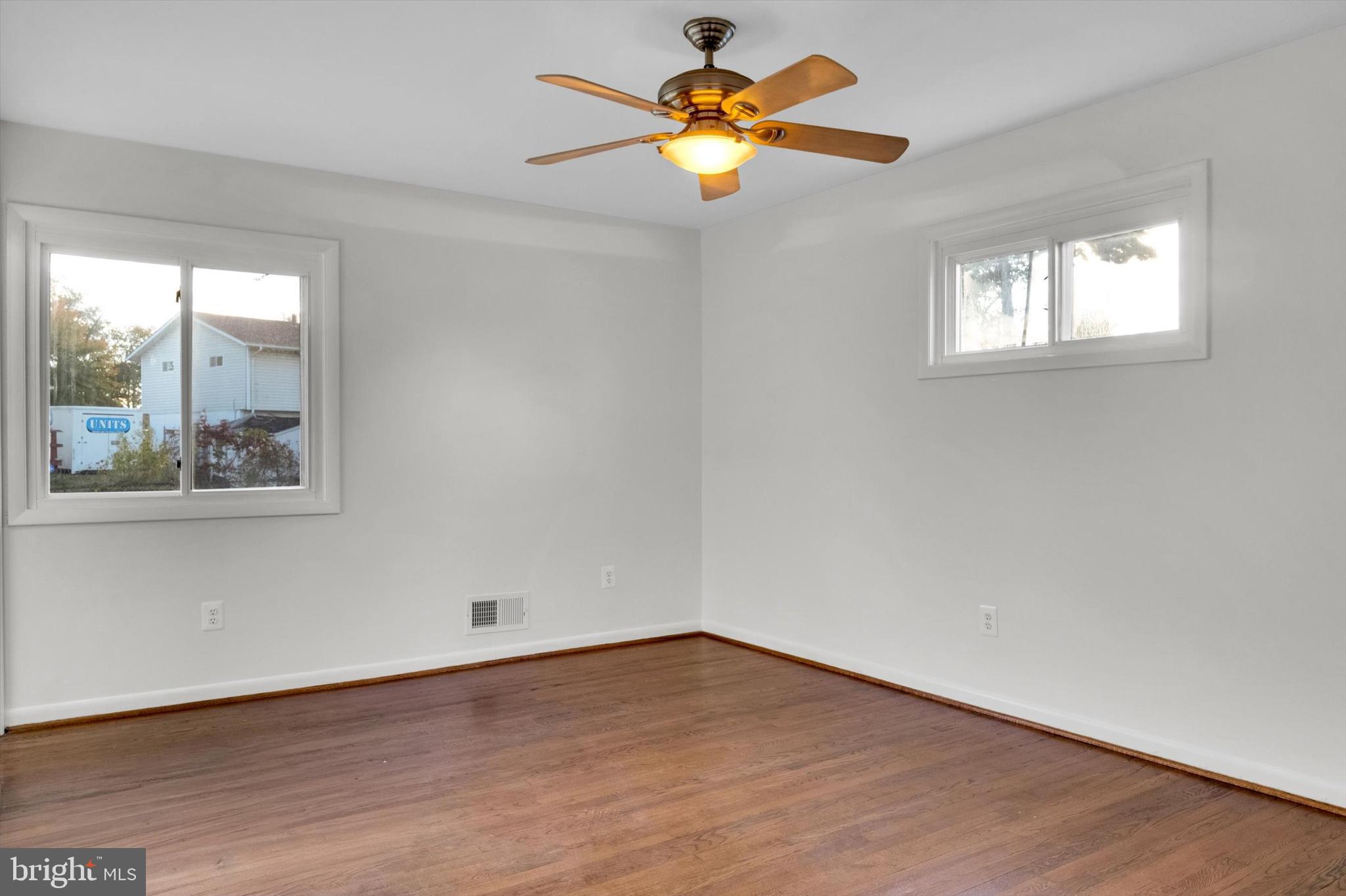 WHITFIELD WOODS - Residential