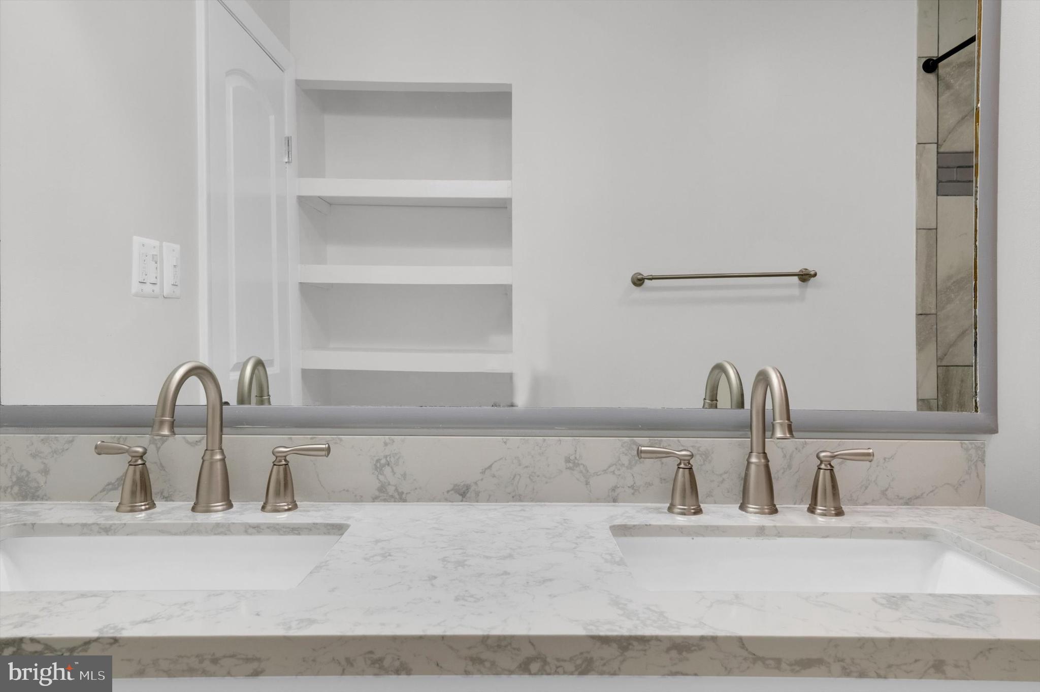 WHITFIELD WOODS - Residential