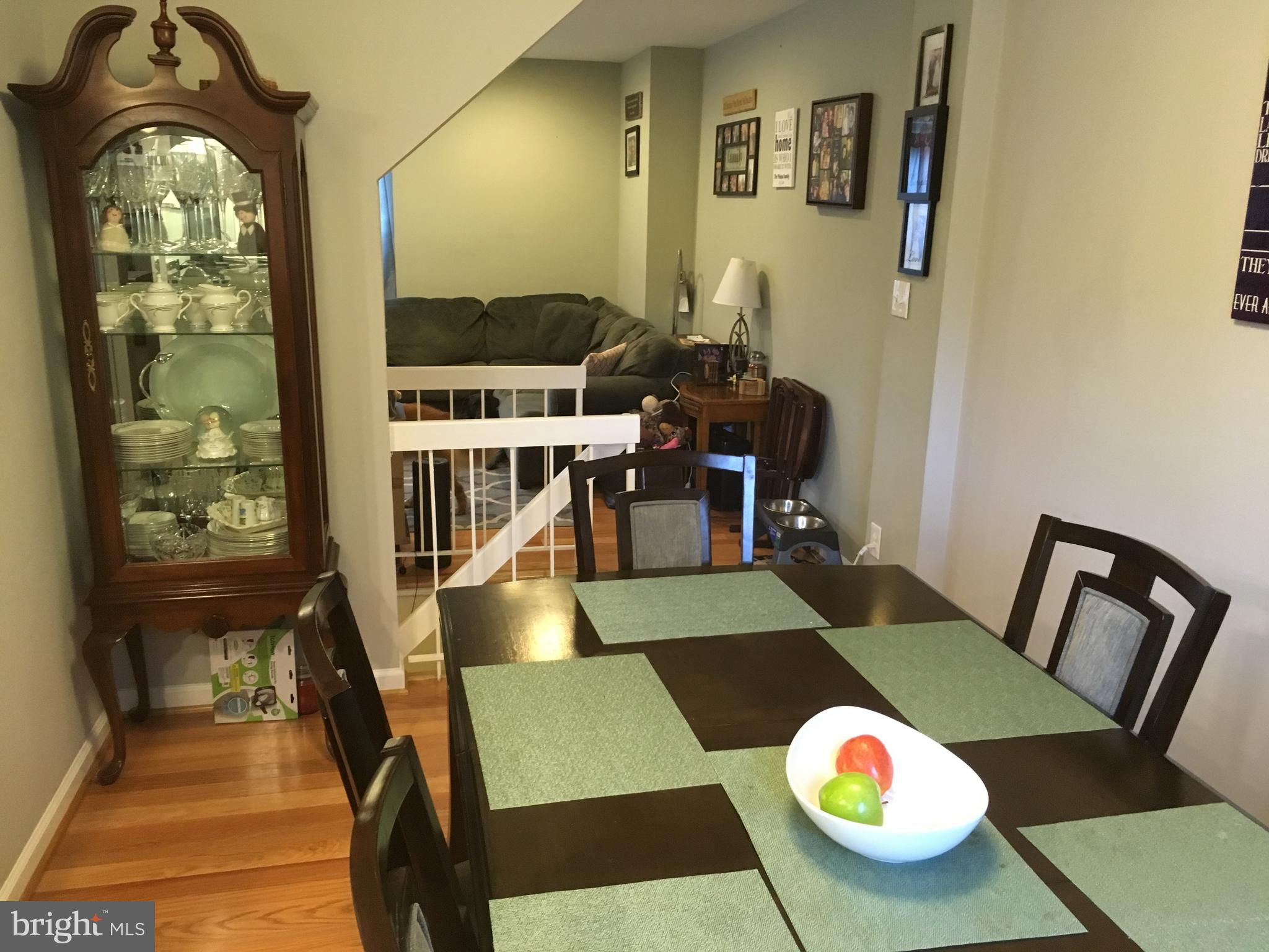 FARMINGDALE - Residential