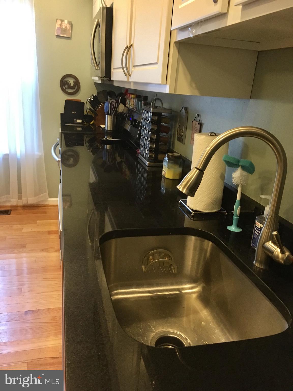 FARMINGDALE - Residential