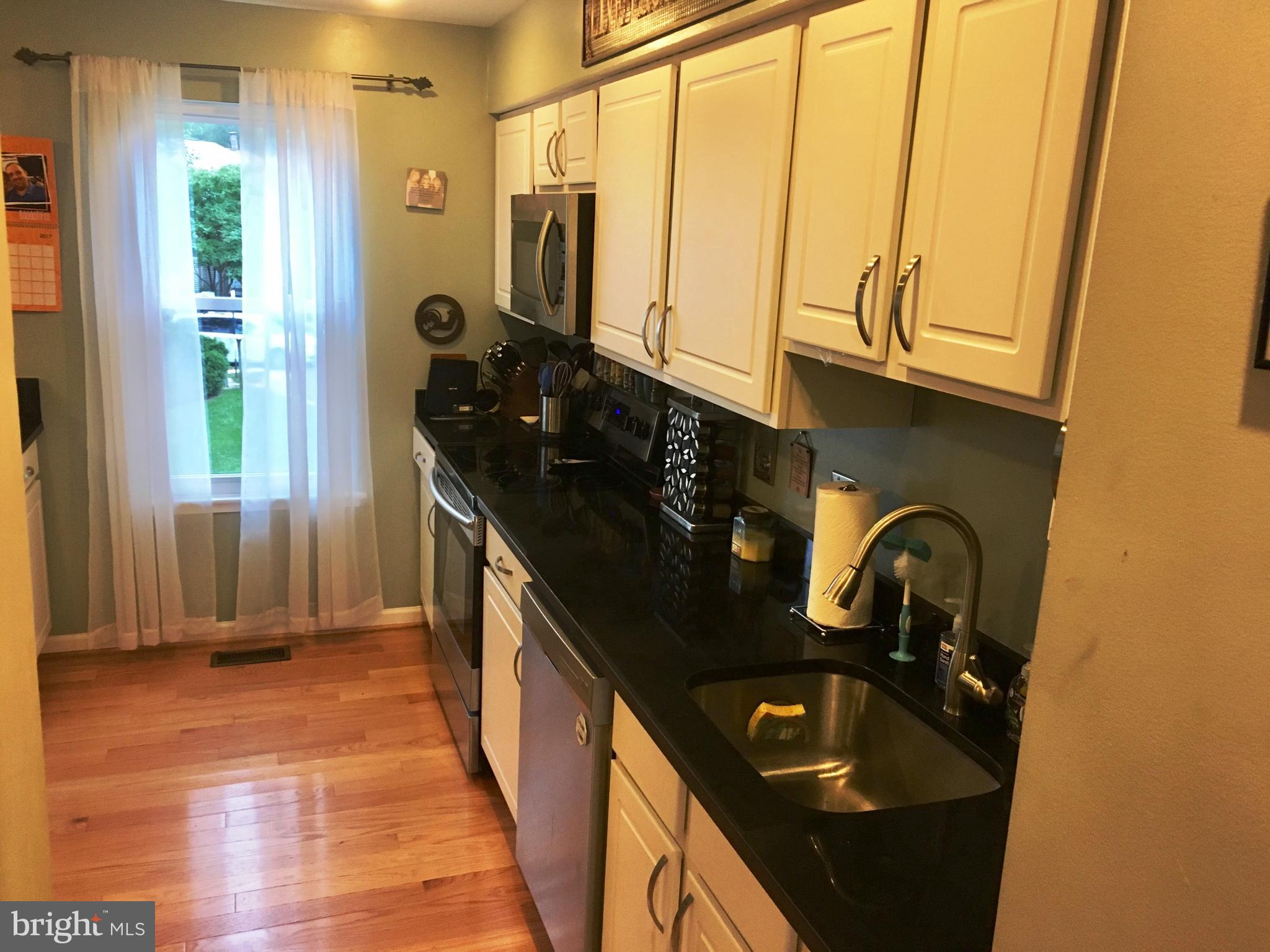 FARMINGDALE - Residential