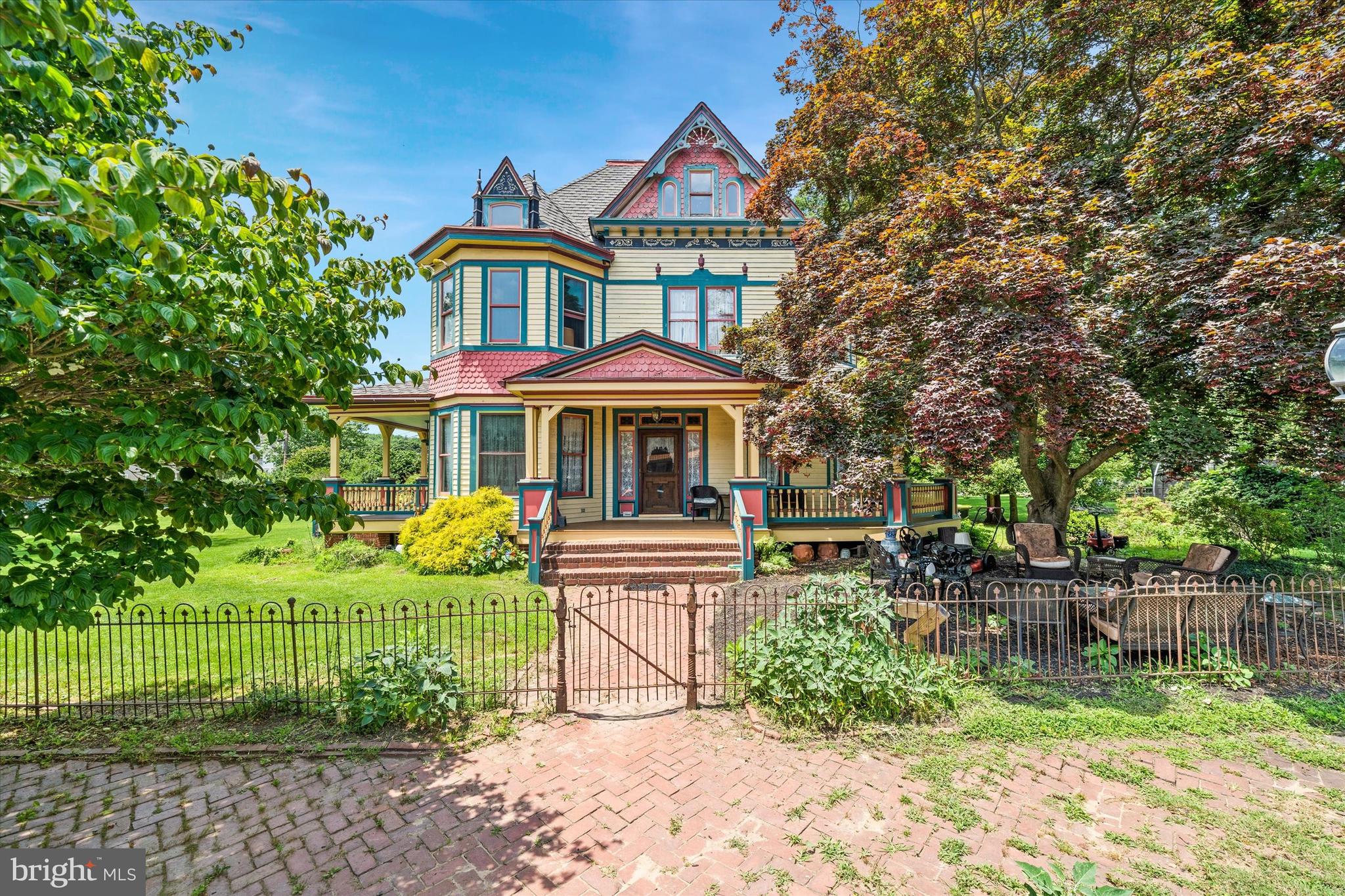 138 ADAMS STREET