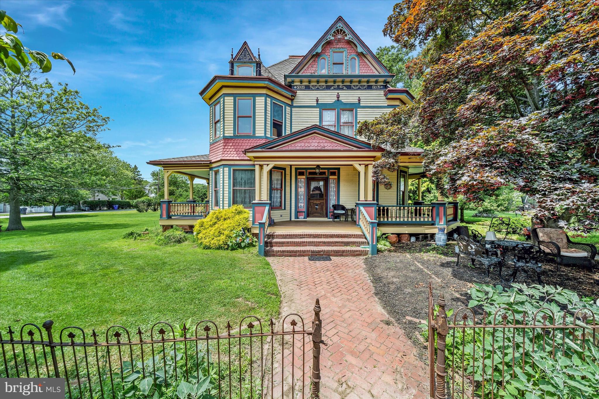 138 ADAMS STREET