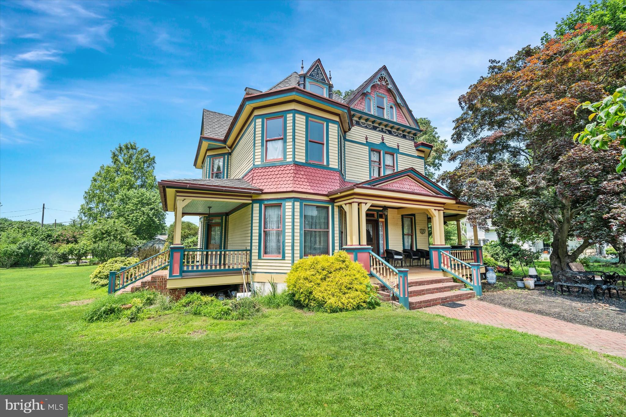 138 ADAMS STREET