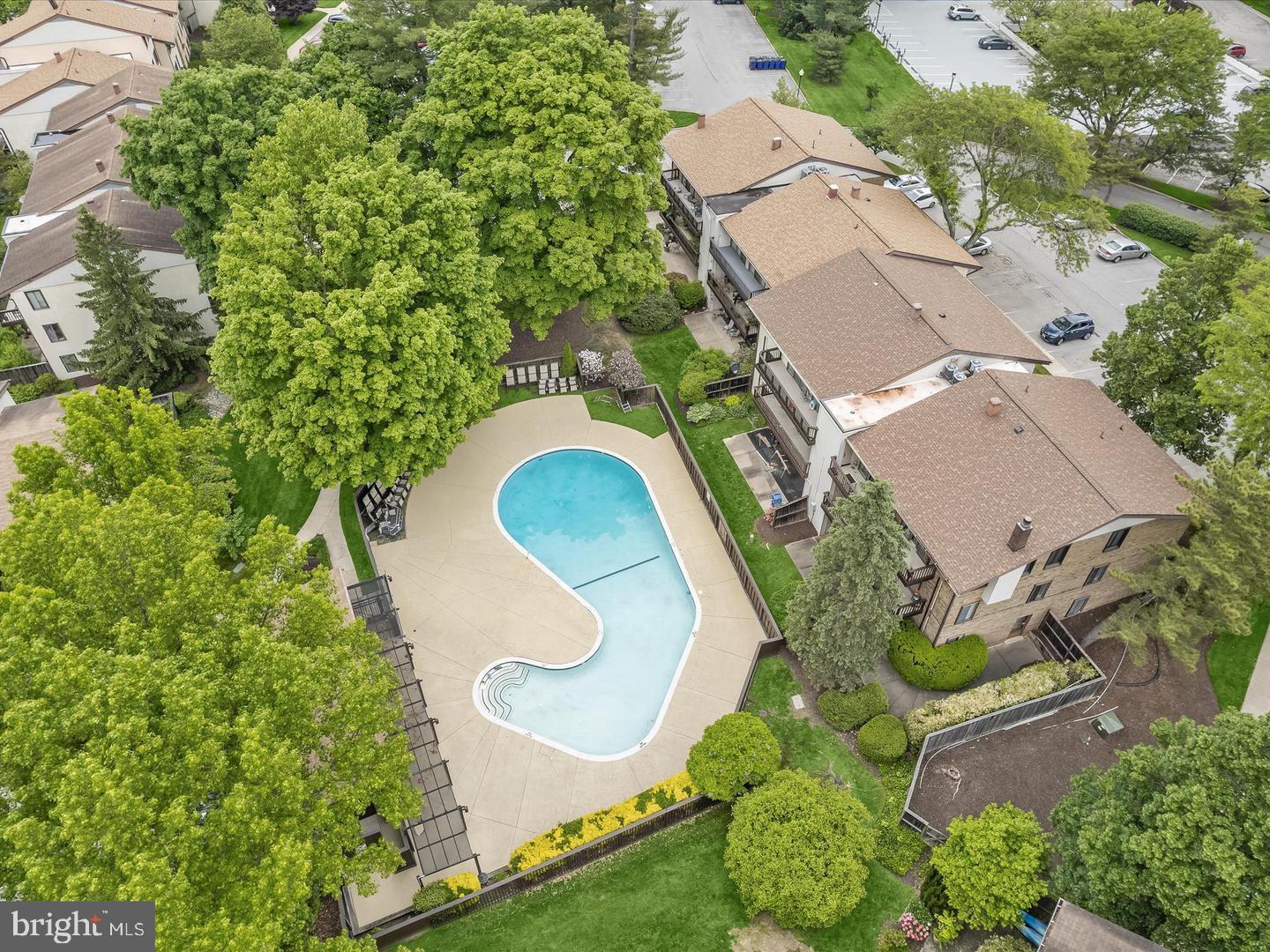 THE COVE - Residential