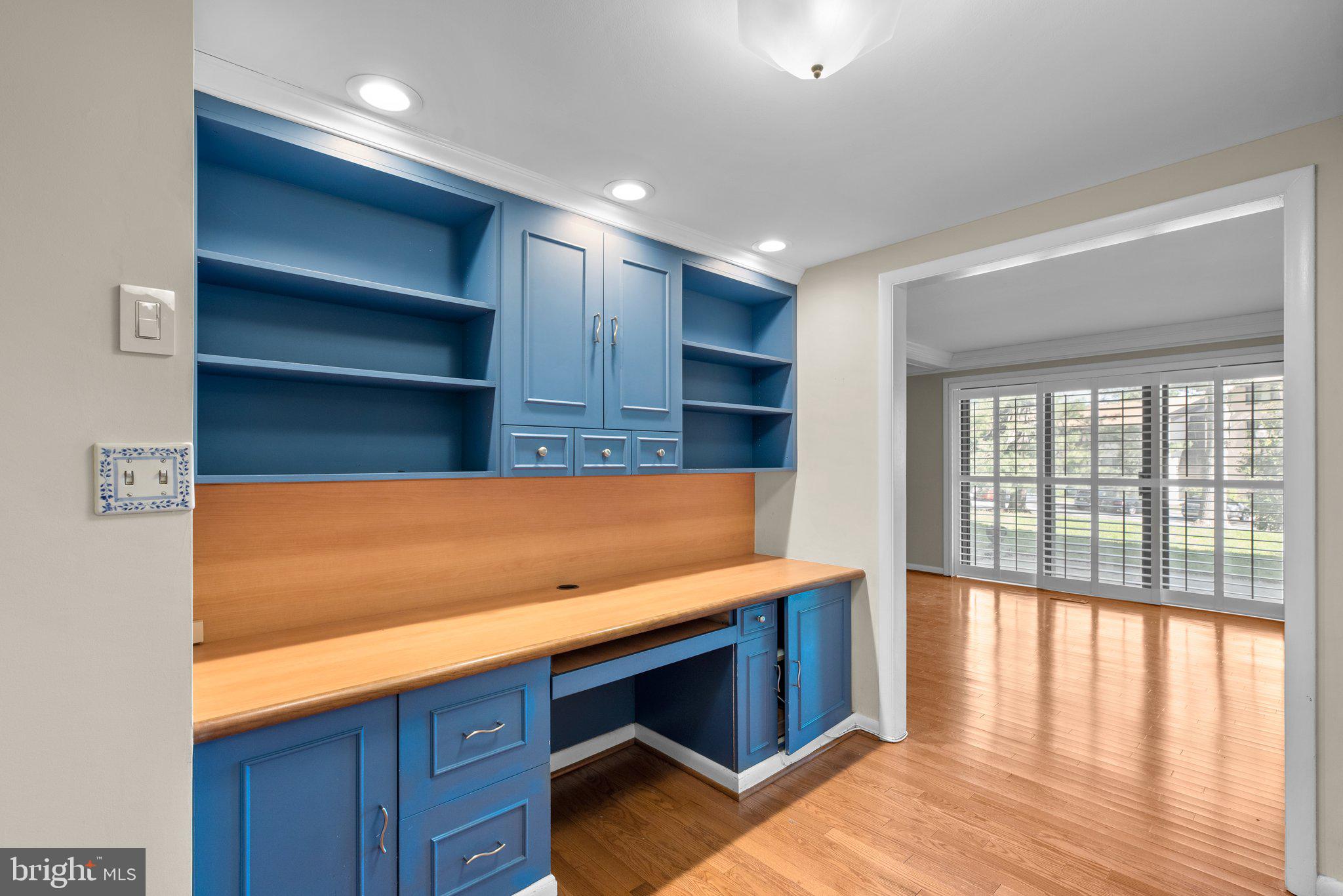 THE COVE - Residential