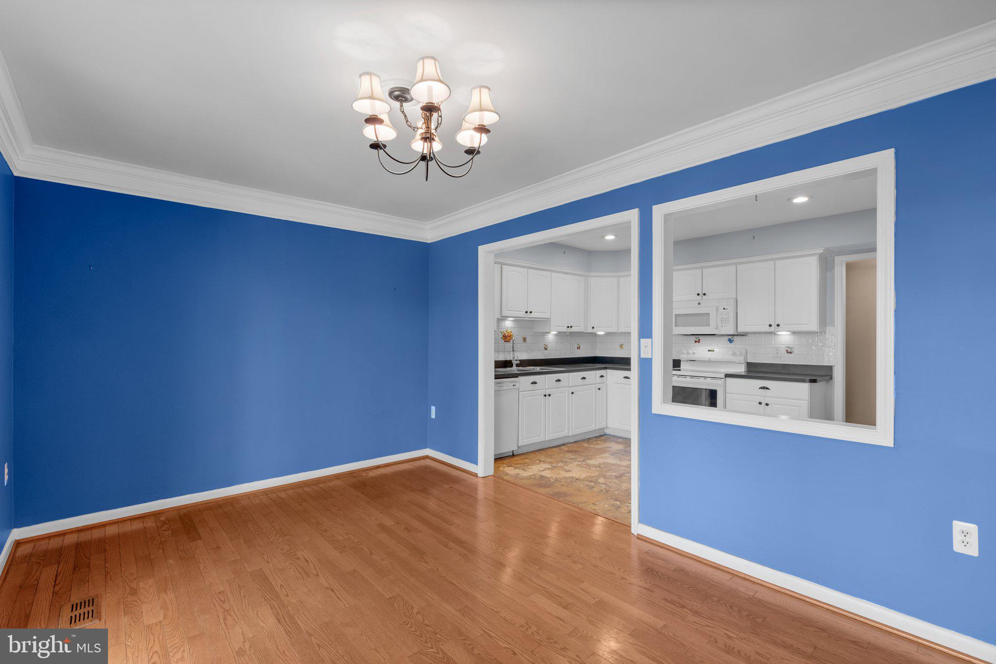 THE COVE - Residential