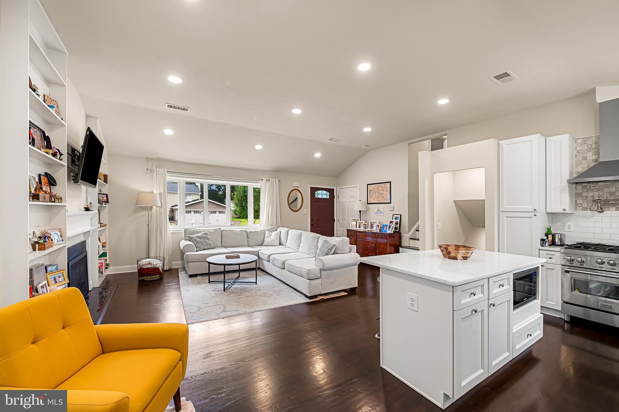 605 PINE TREE DRIVE