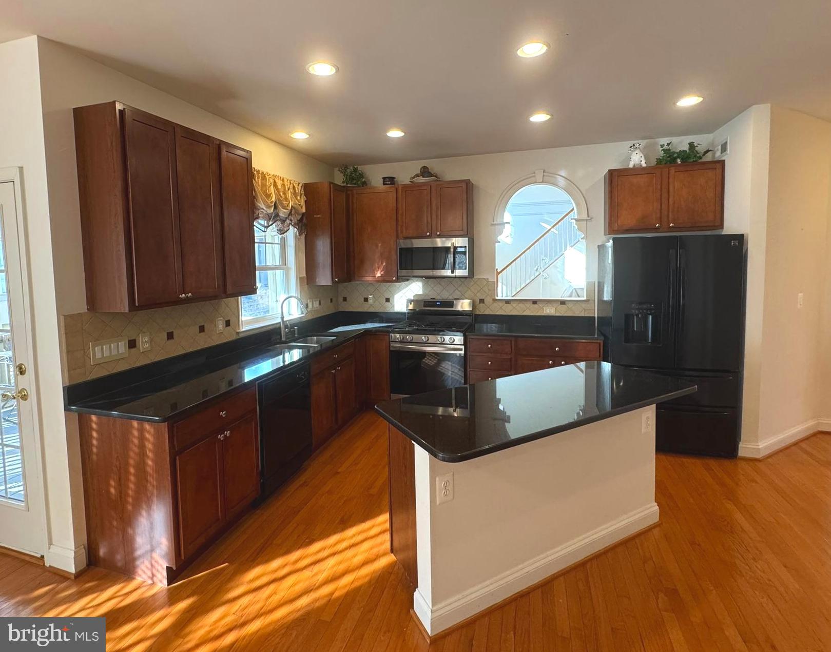 WORMANS MILL - Residential Lease