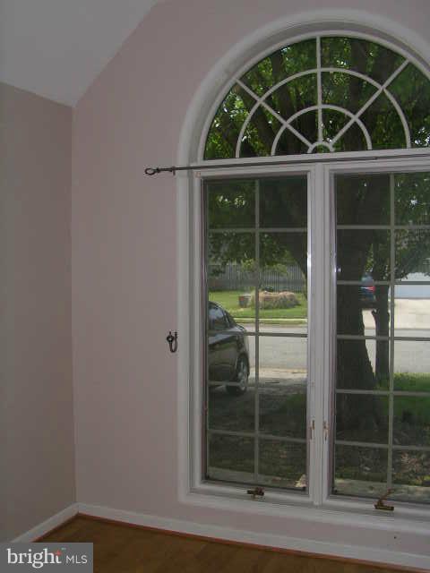 CEDAR COVE - Residential