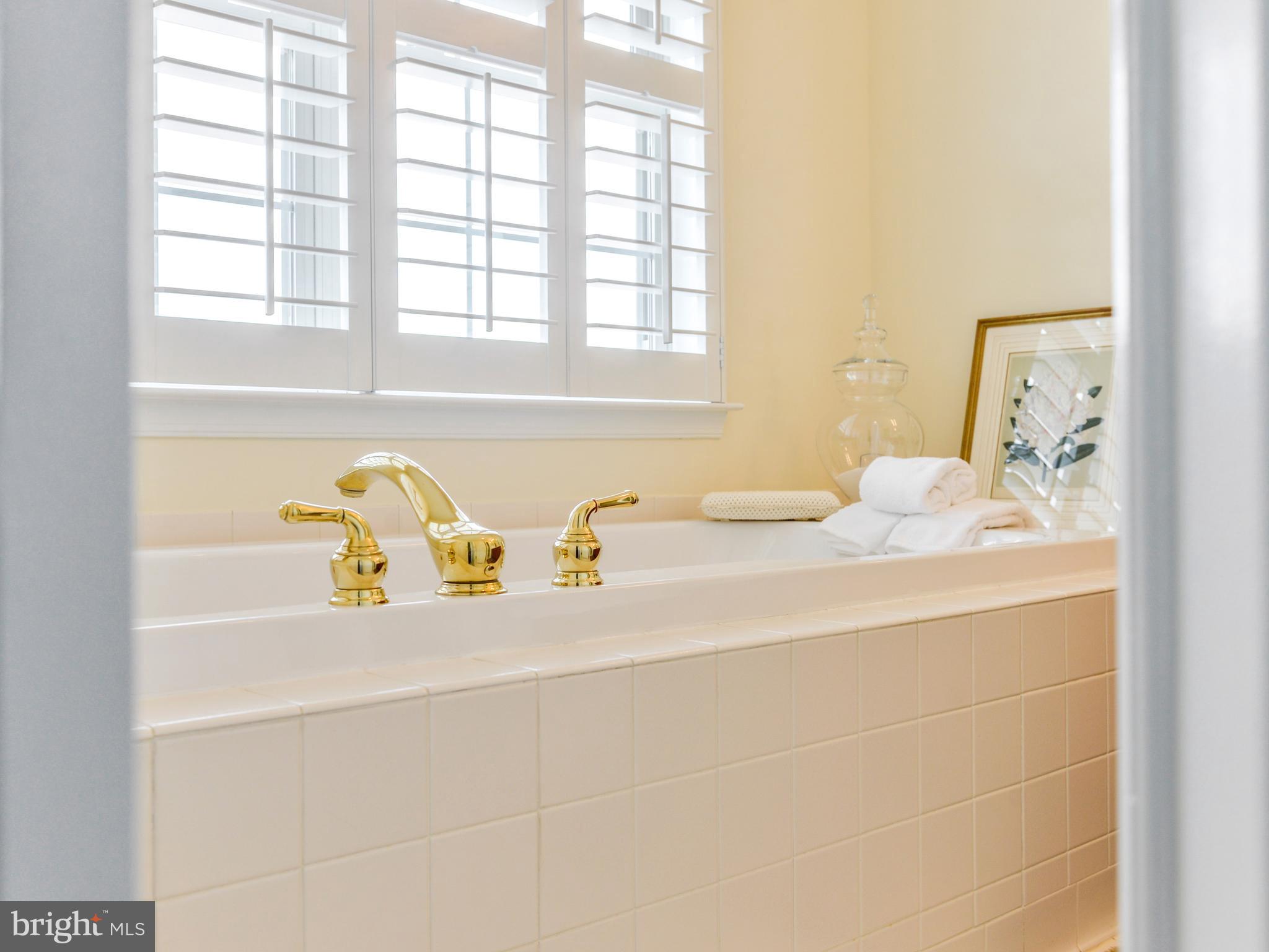 WORMANS MILL - Residential