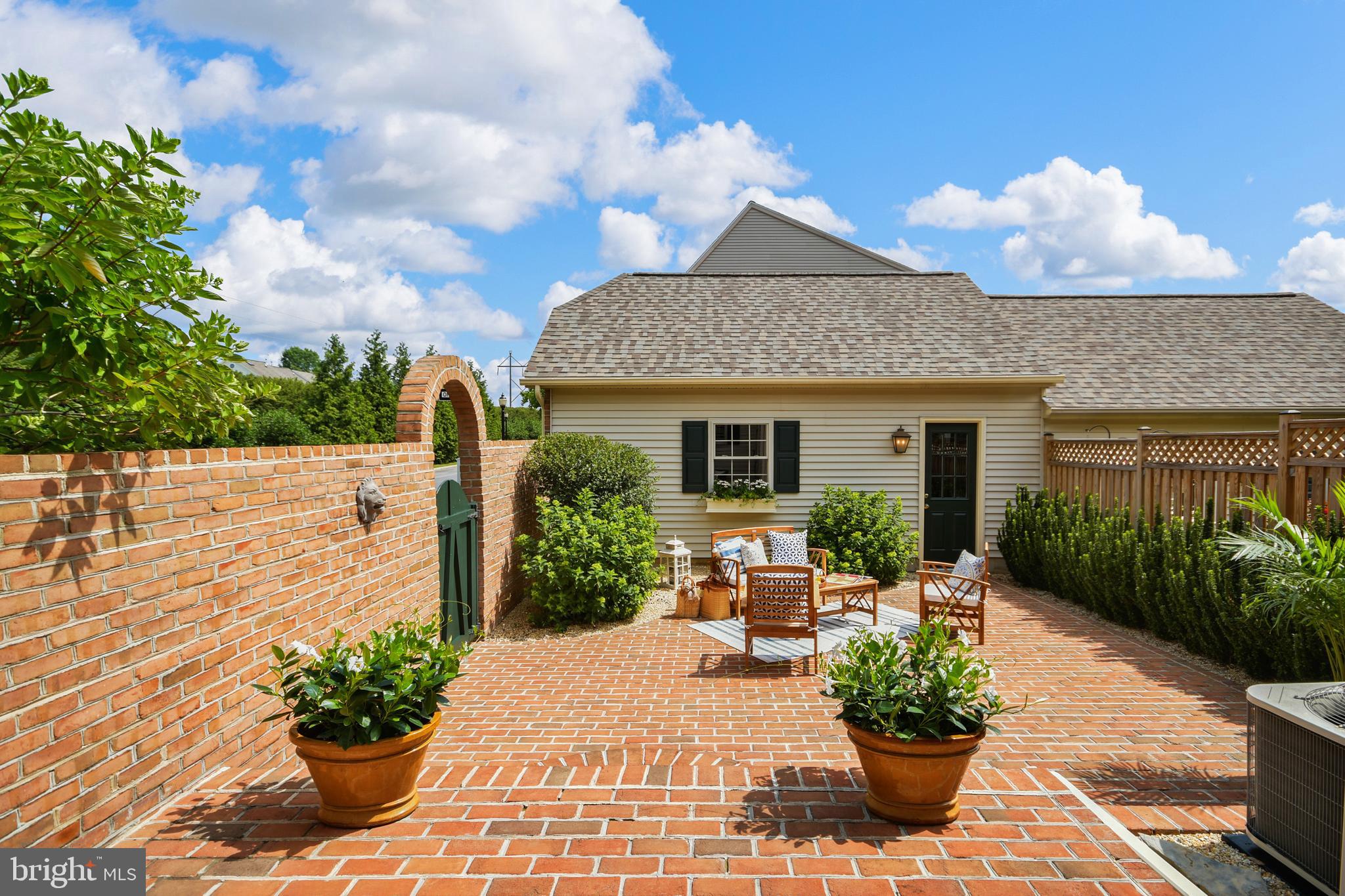 WORMANS MILL - Residential