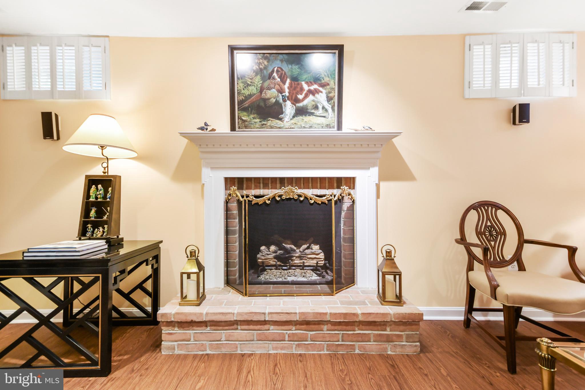 WORMANS MILL - Residential