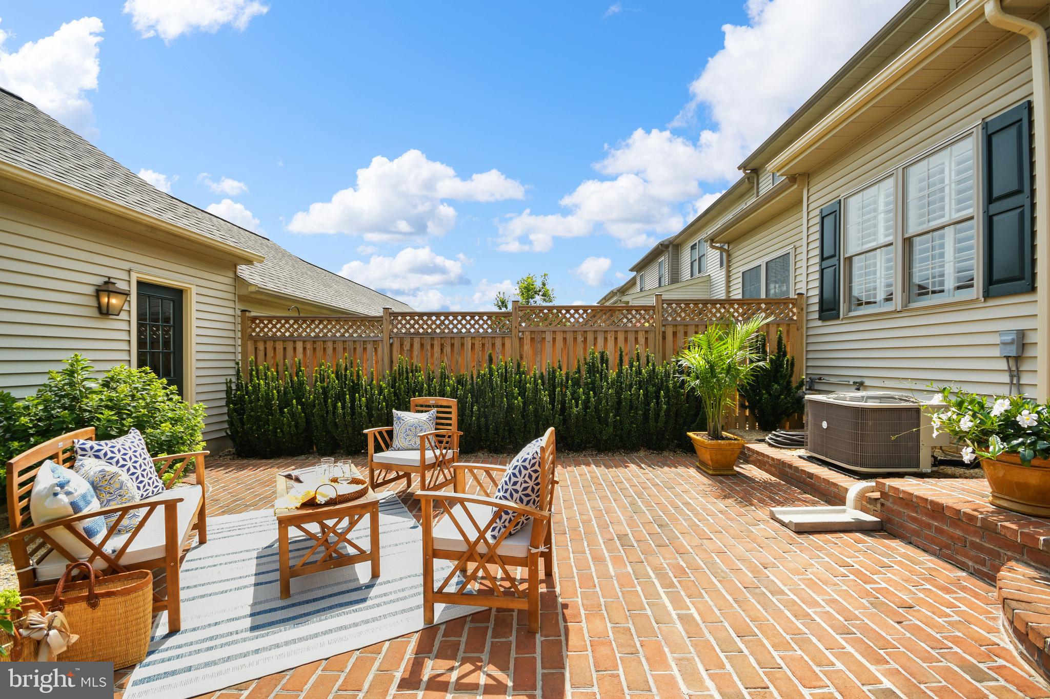 WORMANS MILL - Residential