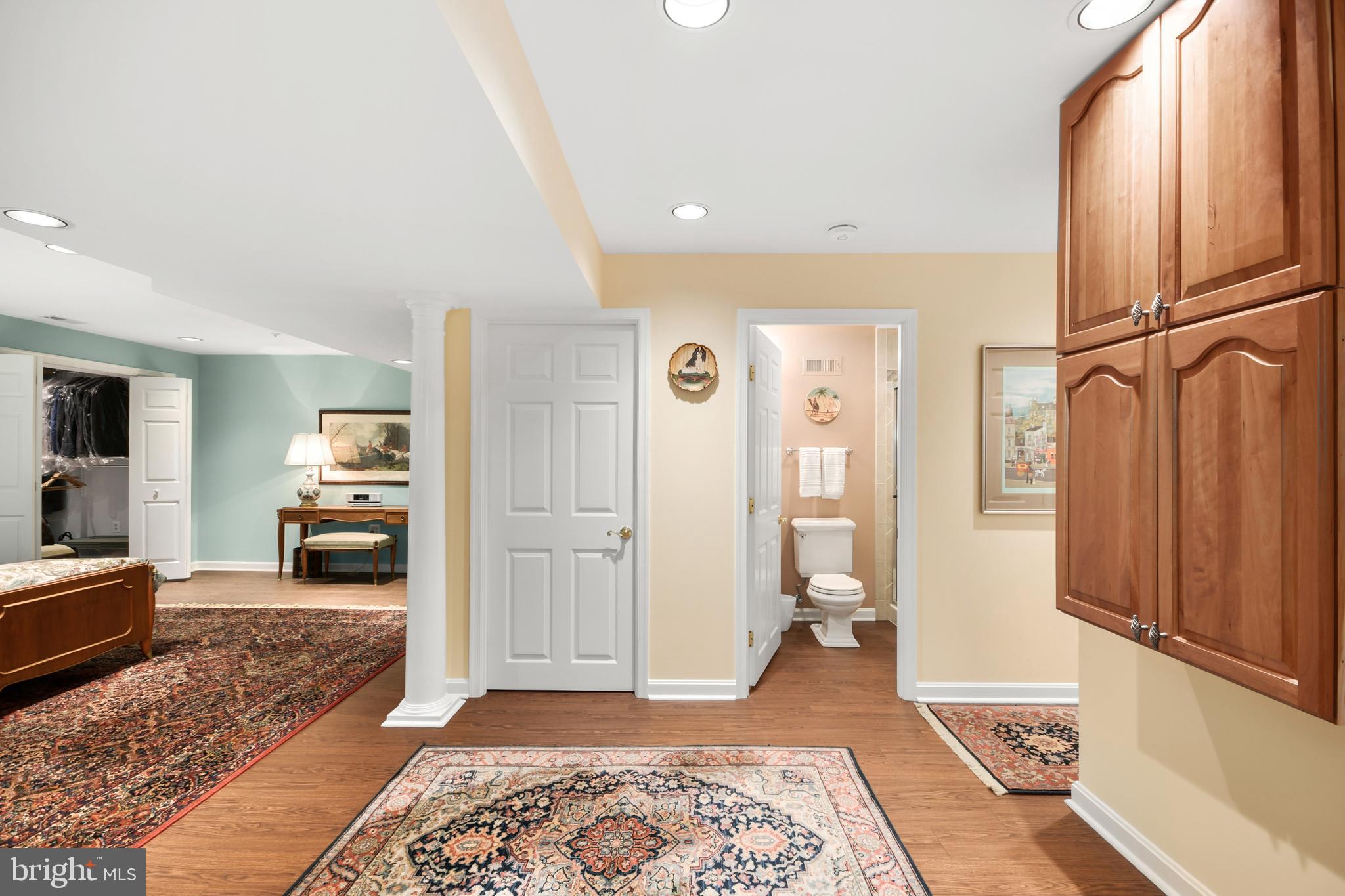 WORMANS MILL - Residential