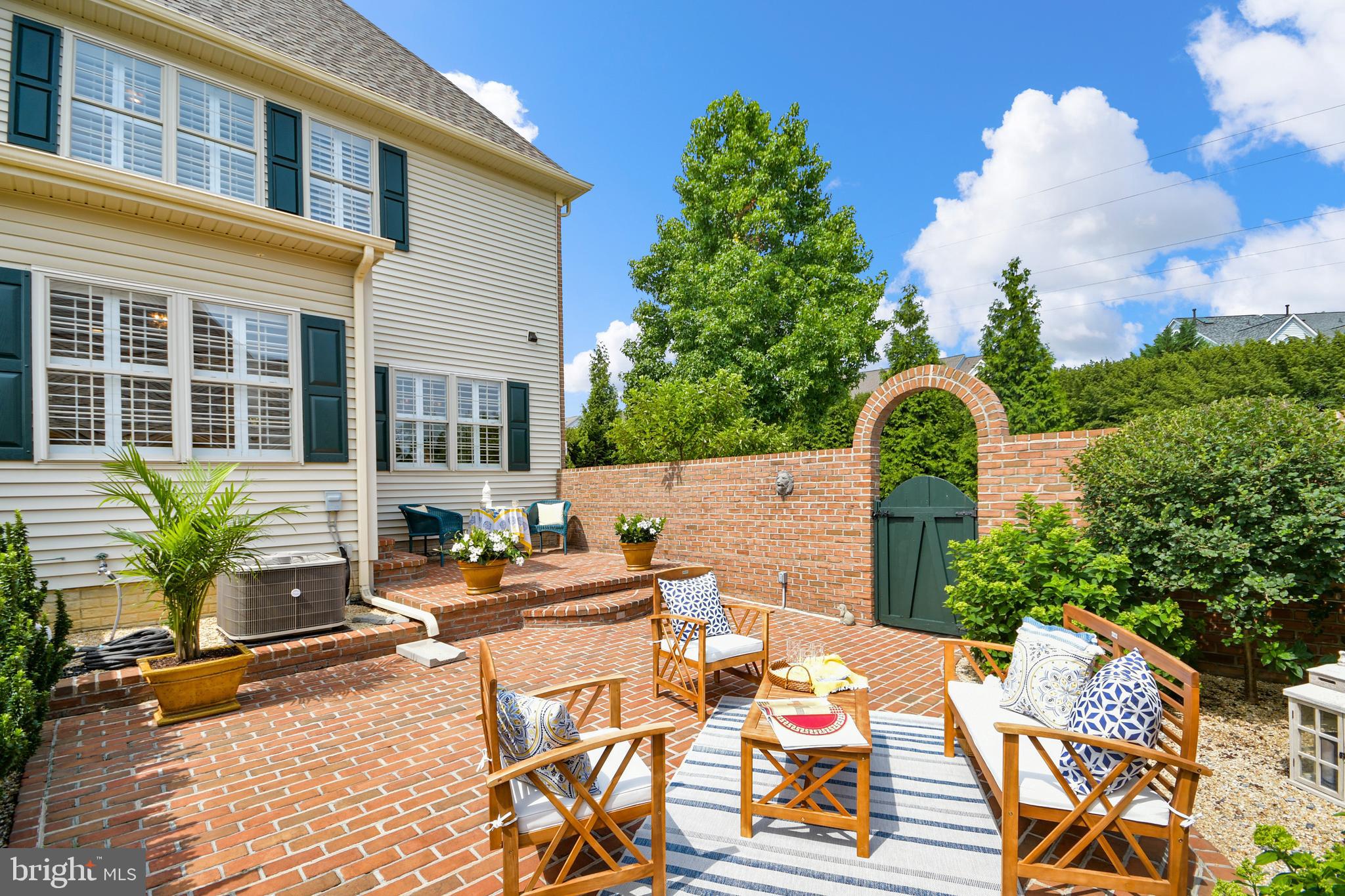 WORMANS MILL - Residential