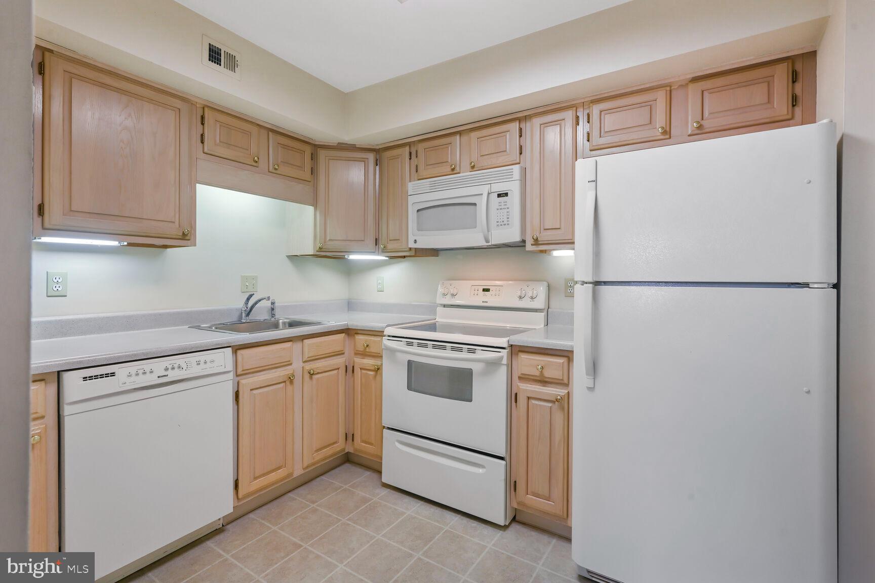 REGENT SQUARE - Residential