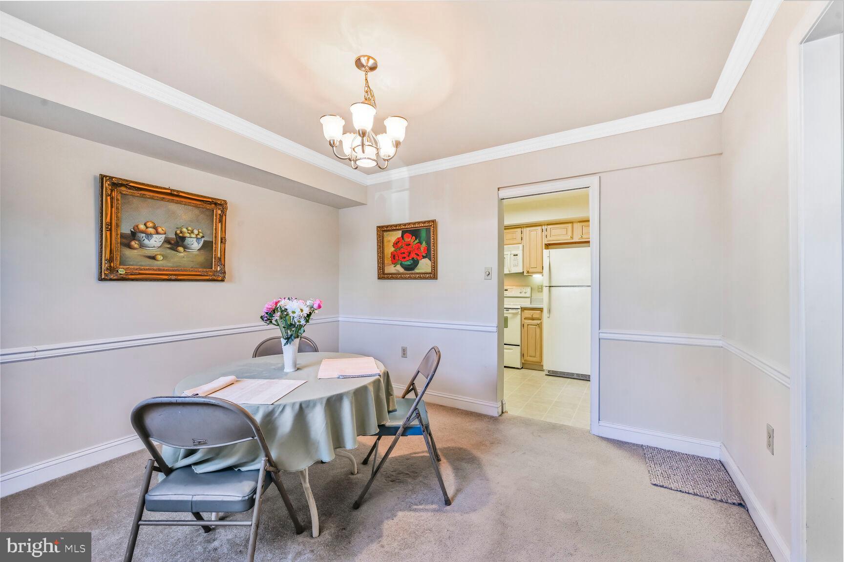 REGENT SQUARE - Residential