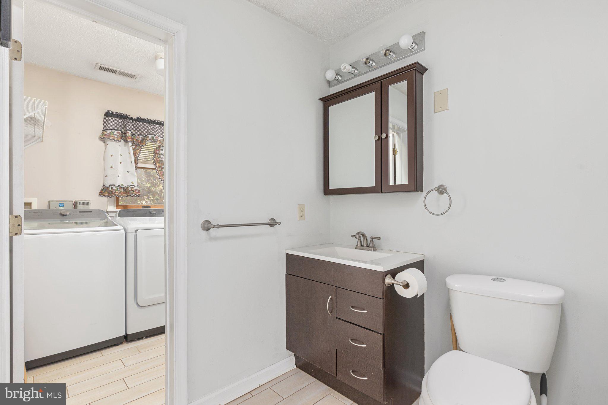 BRENTWOOD TERRACE - Residential