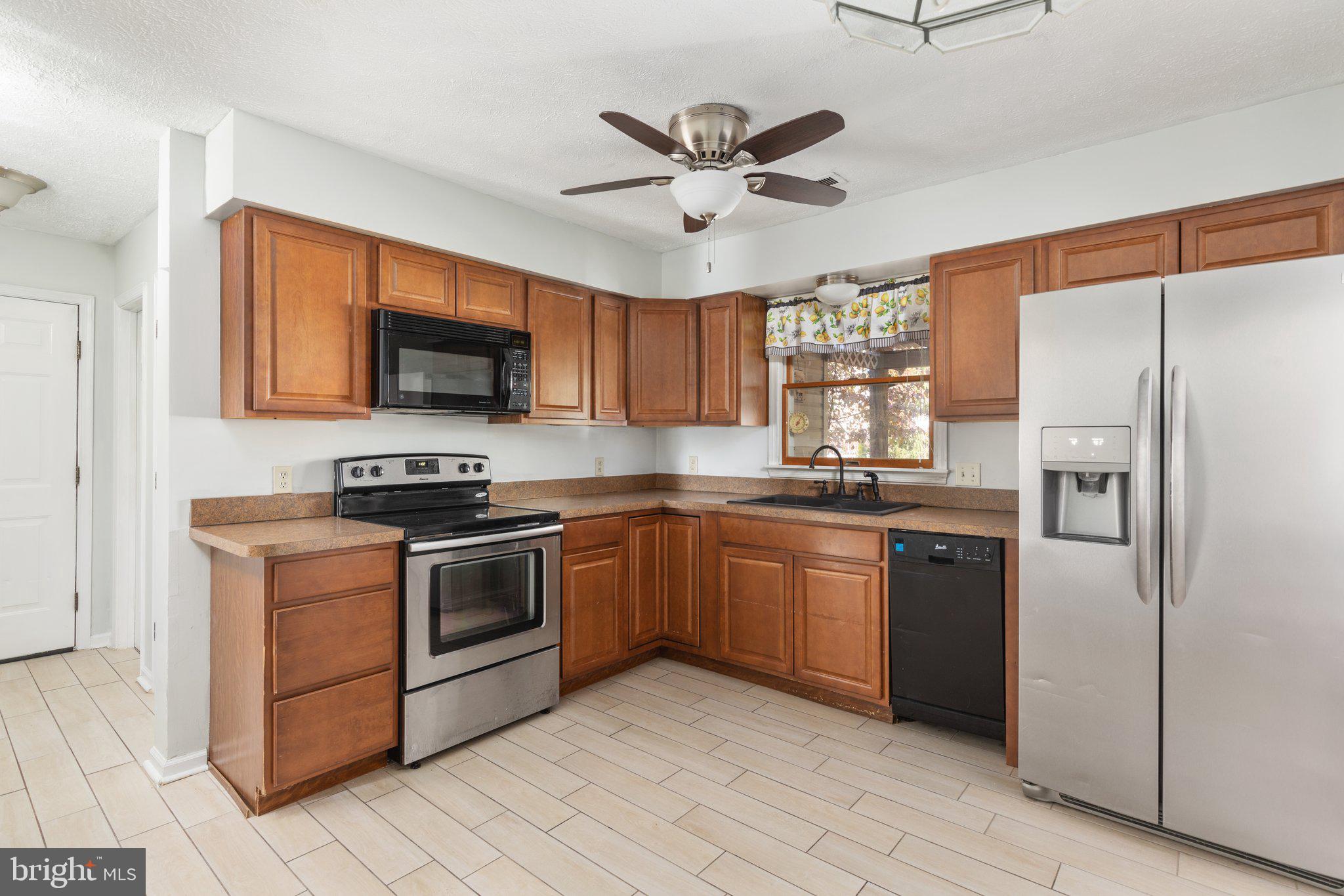 BRENTWOOD TERRACE - Residential