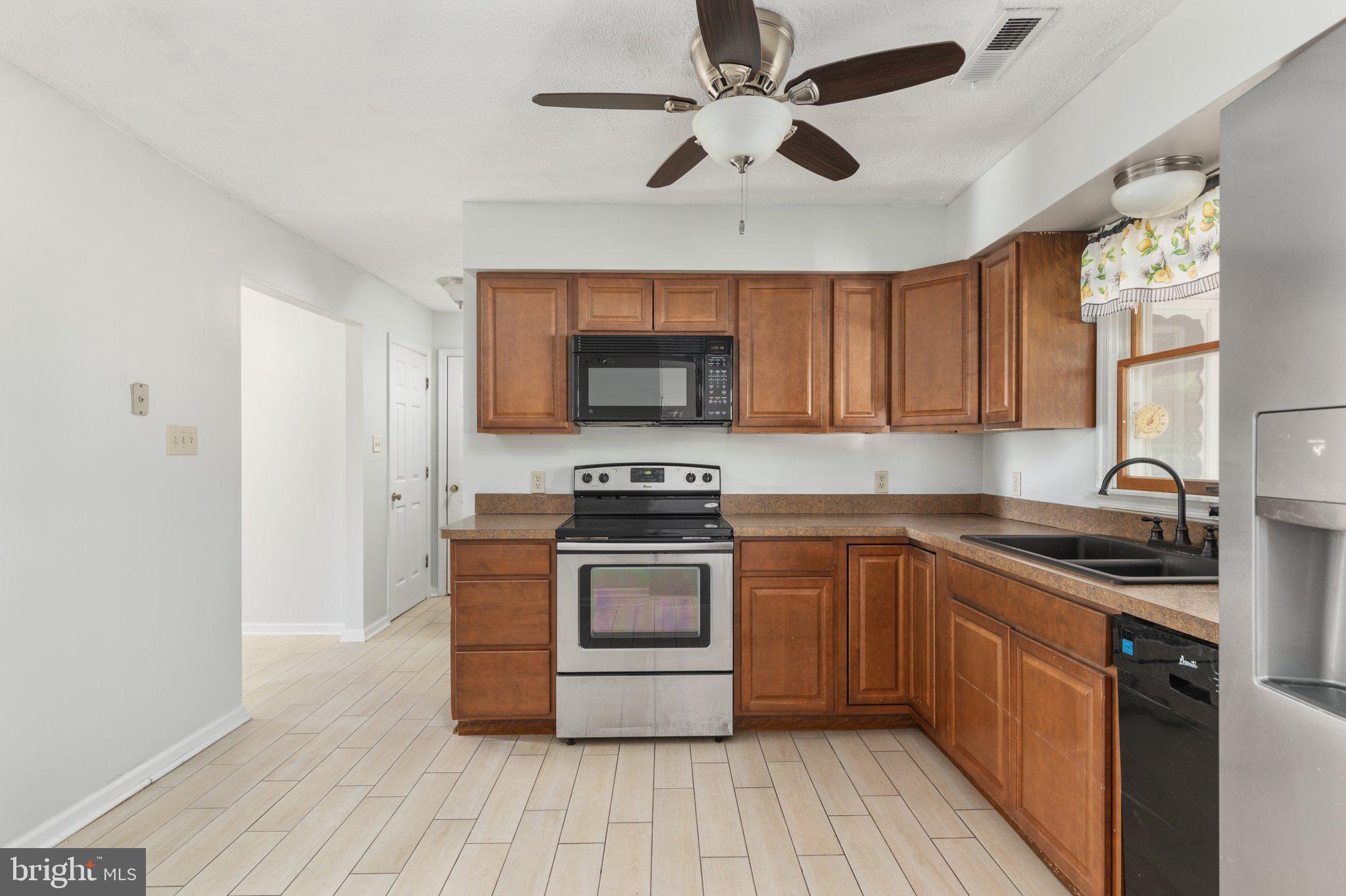 BRENTWOOD TERRACE - Residential