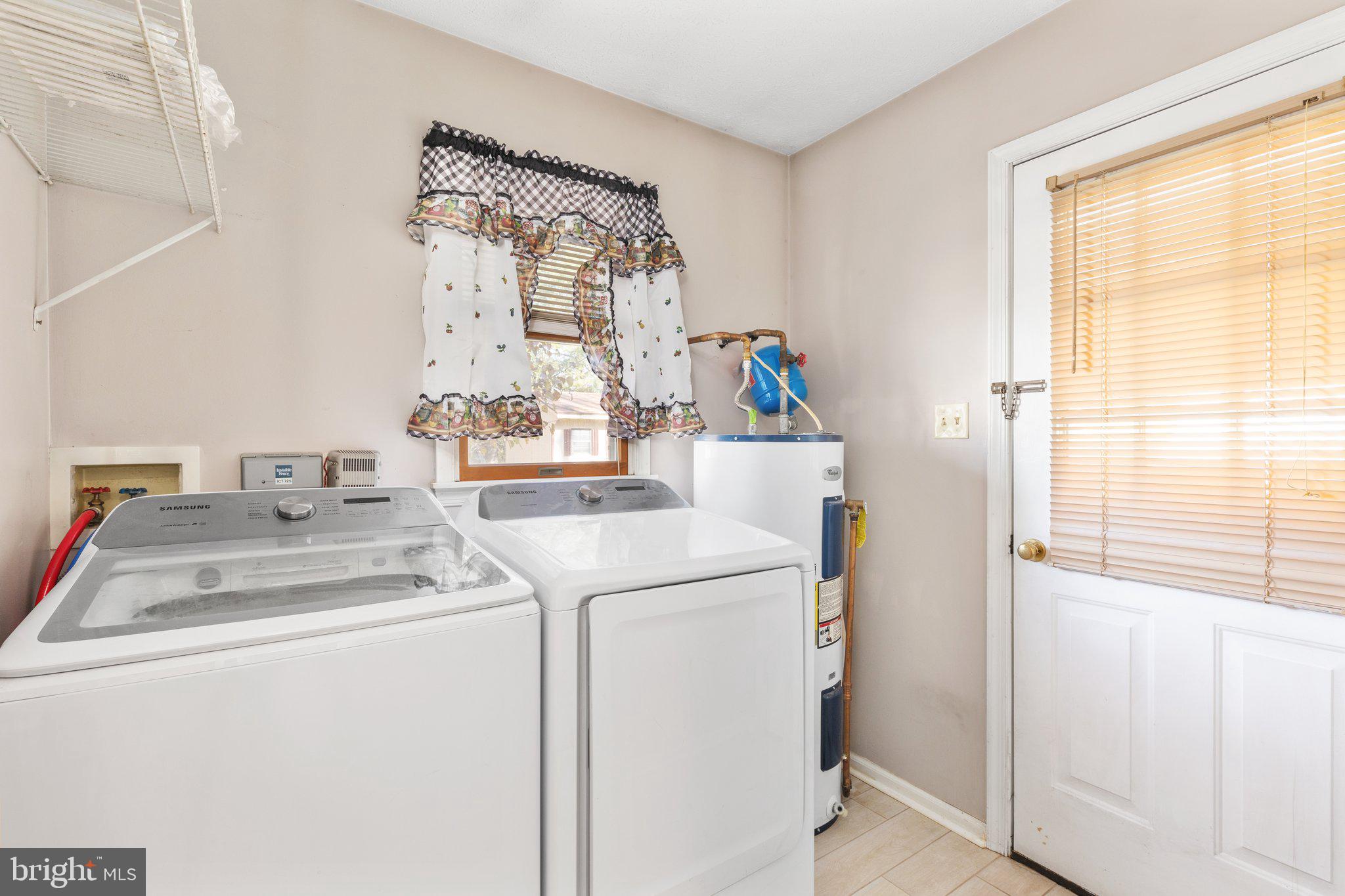 BRENTWOOD TERRACE - Residential