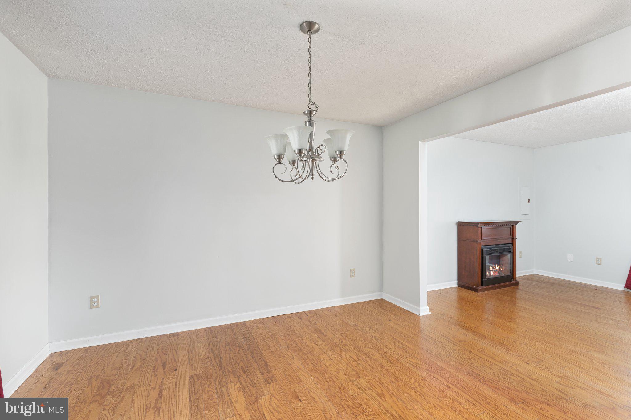 BRENTWOOD TERRACE - Residential