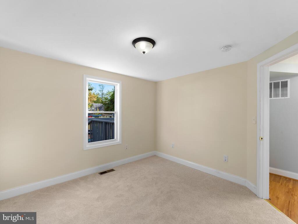 ROLAND TERRACE - Residential