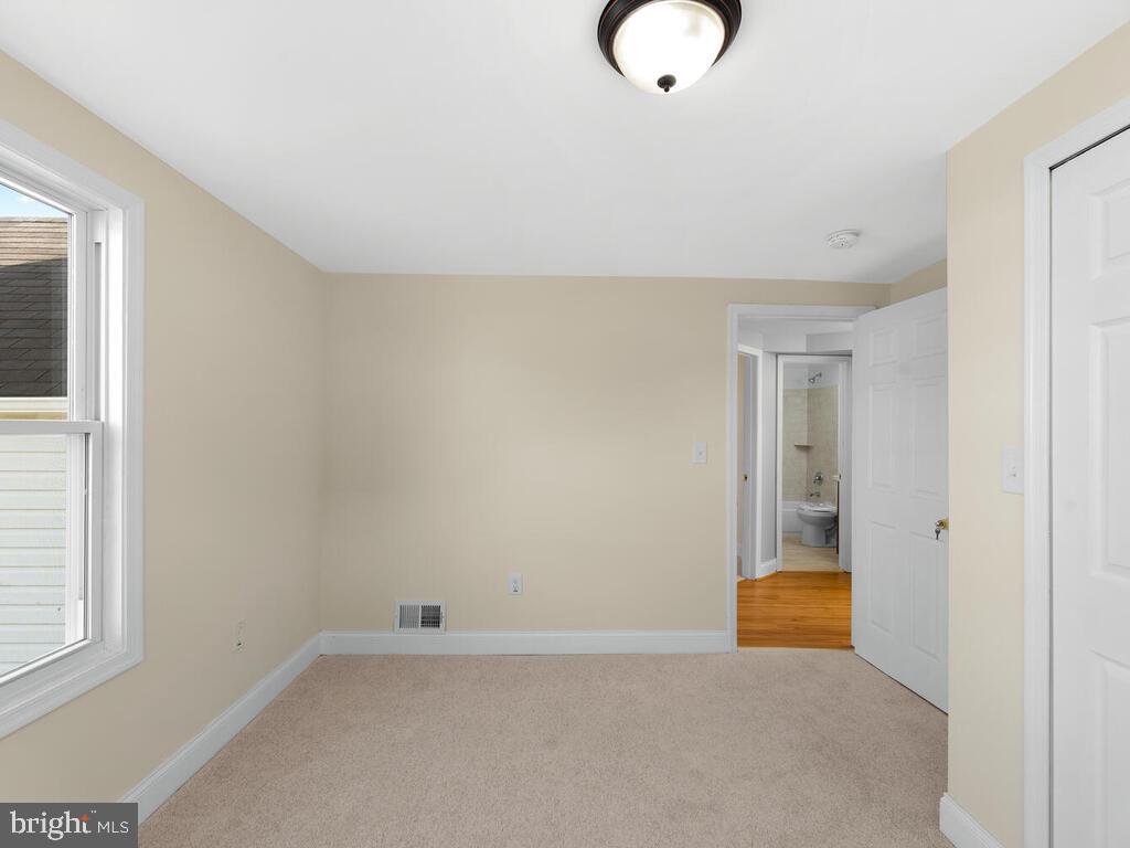 ROLAND TERRACE - Residential