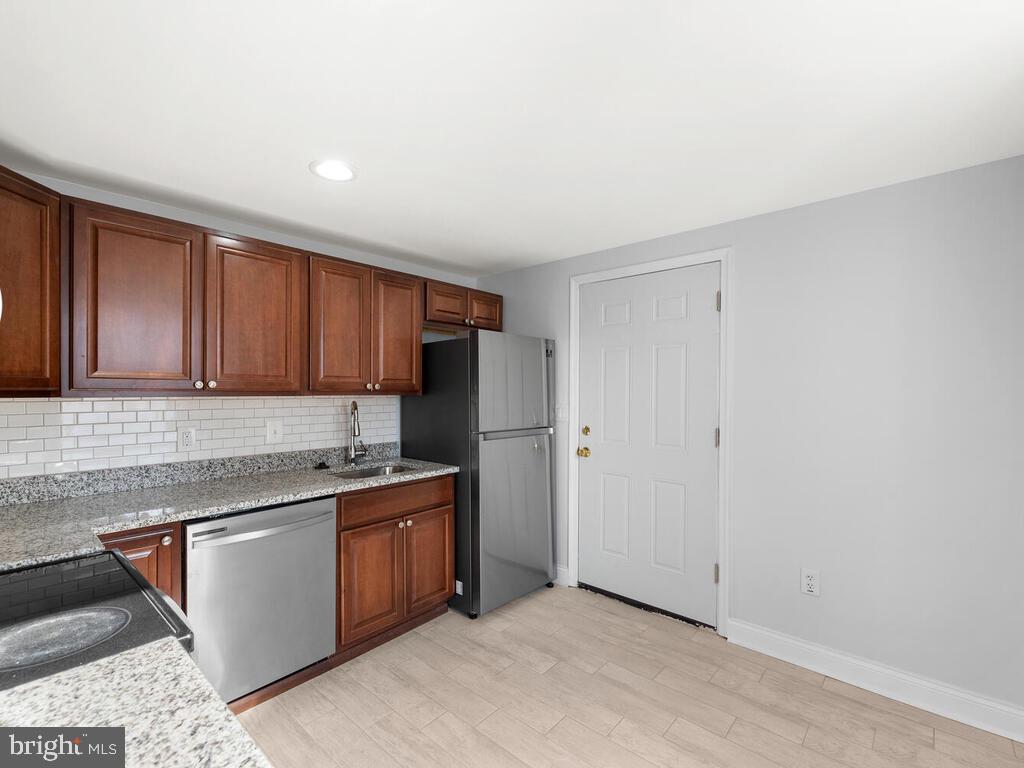 ROLAND TERRACE - Residential