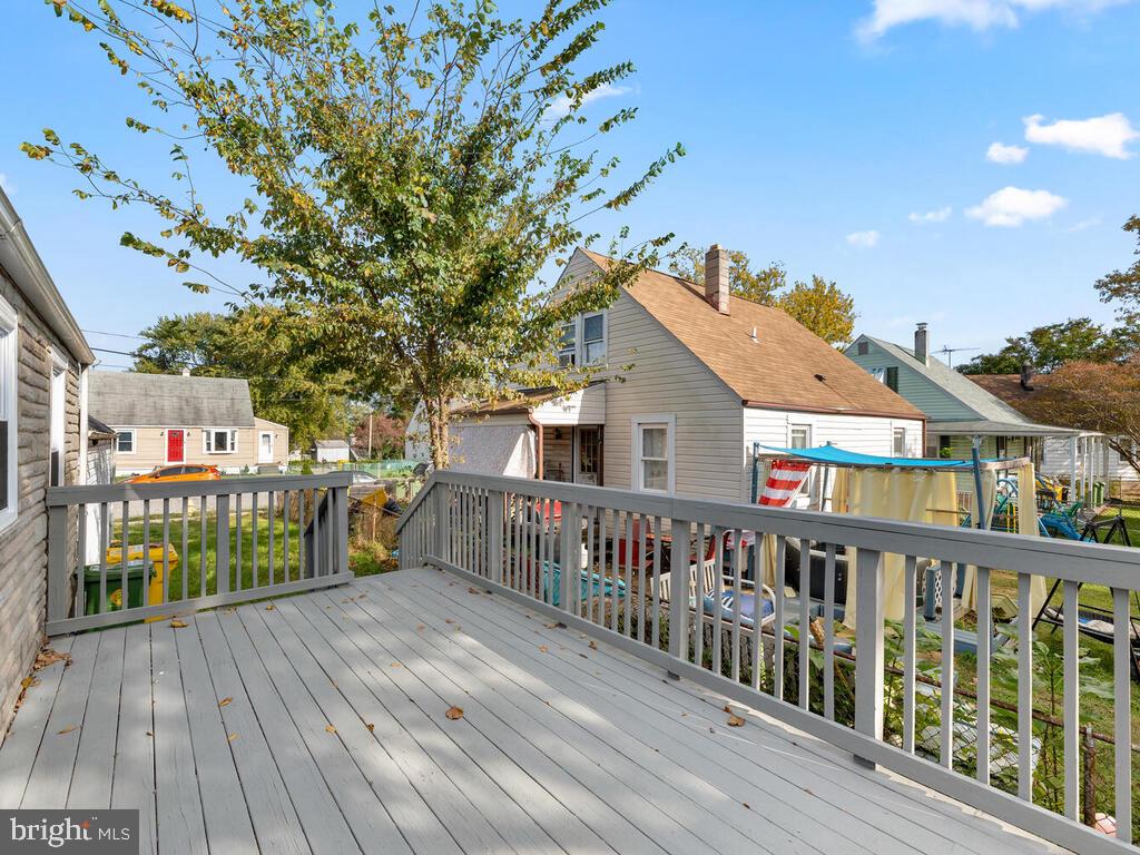 ROLAND TERRACE - Residential